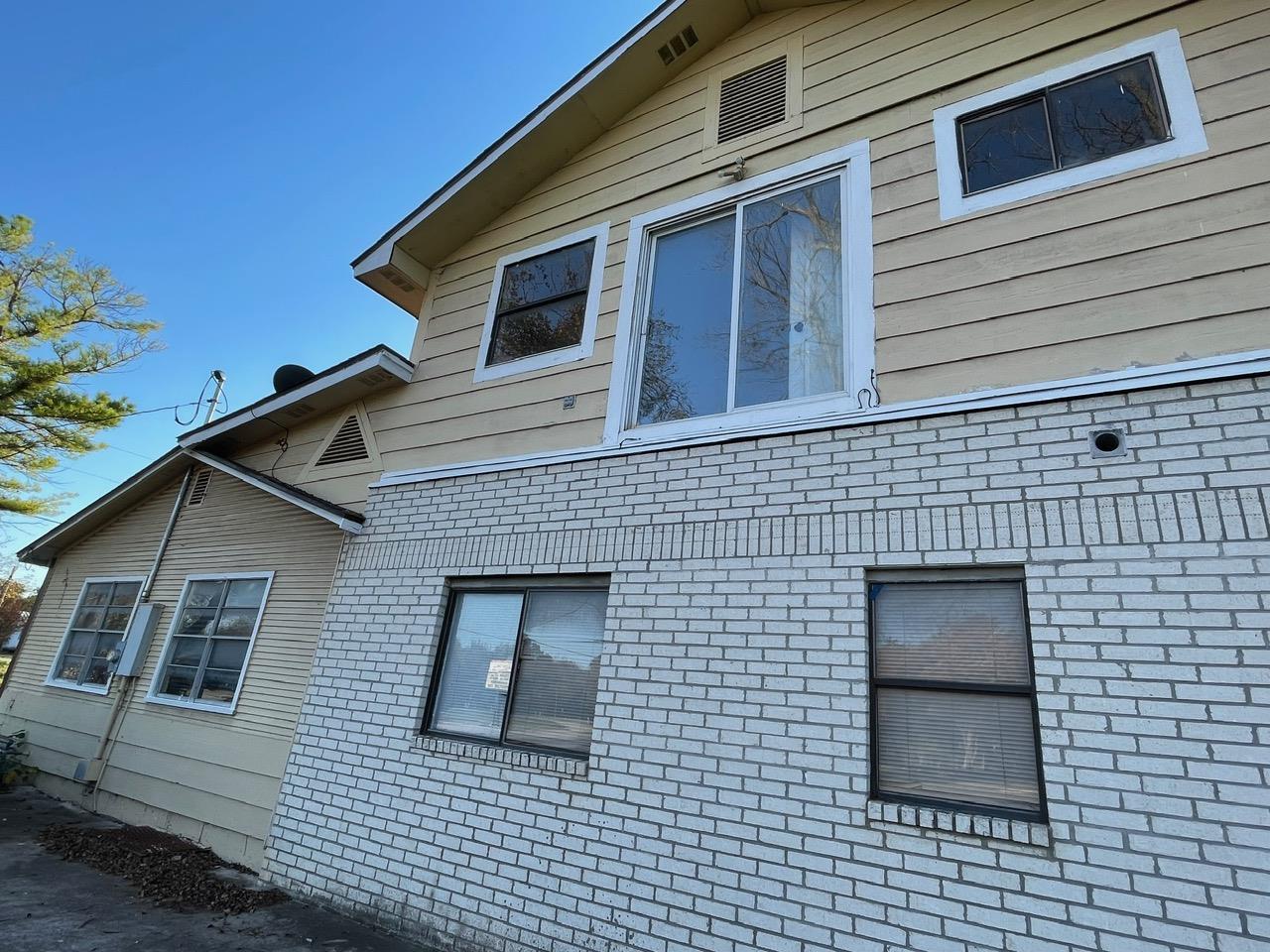 613 Central Texas Expy # A, B & C, Lampasas, TX 76550