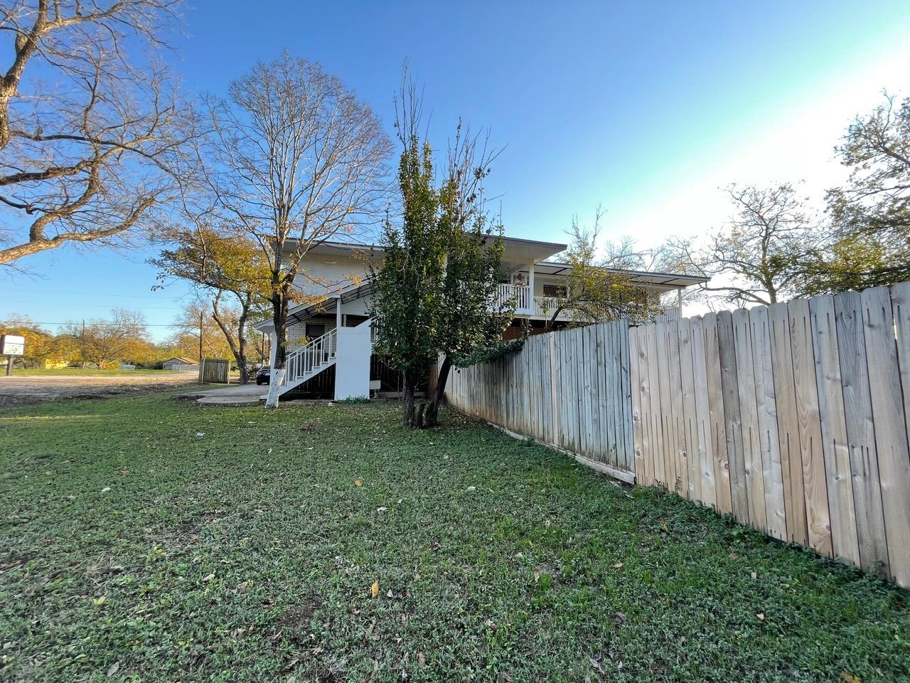 613 Central Texas Expy # A, B & C, Lampasas, TX 76550