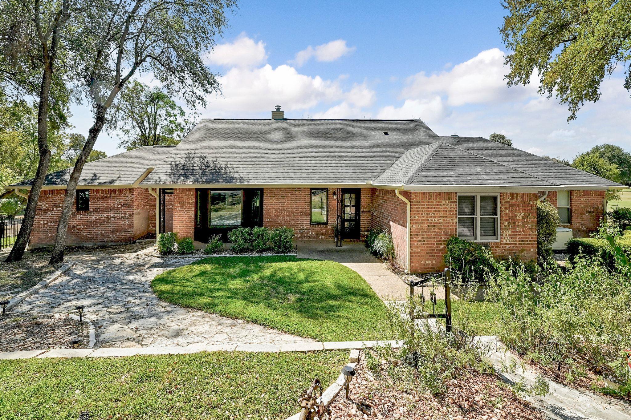 2721 Chisholm Trl, Salado, TX 76571