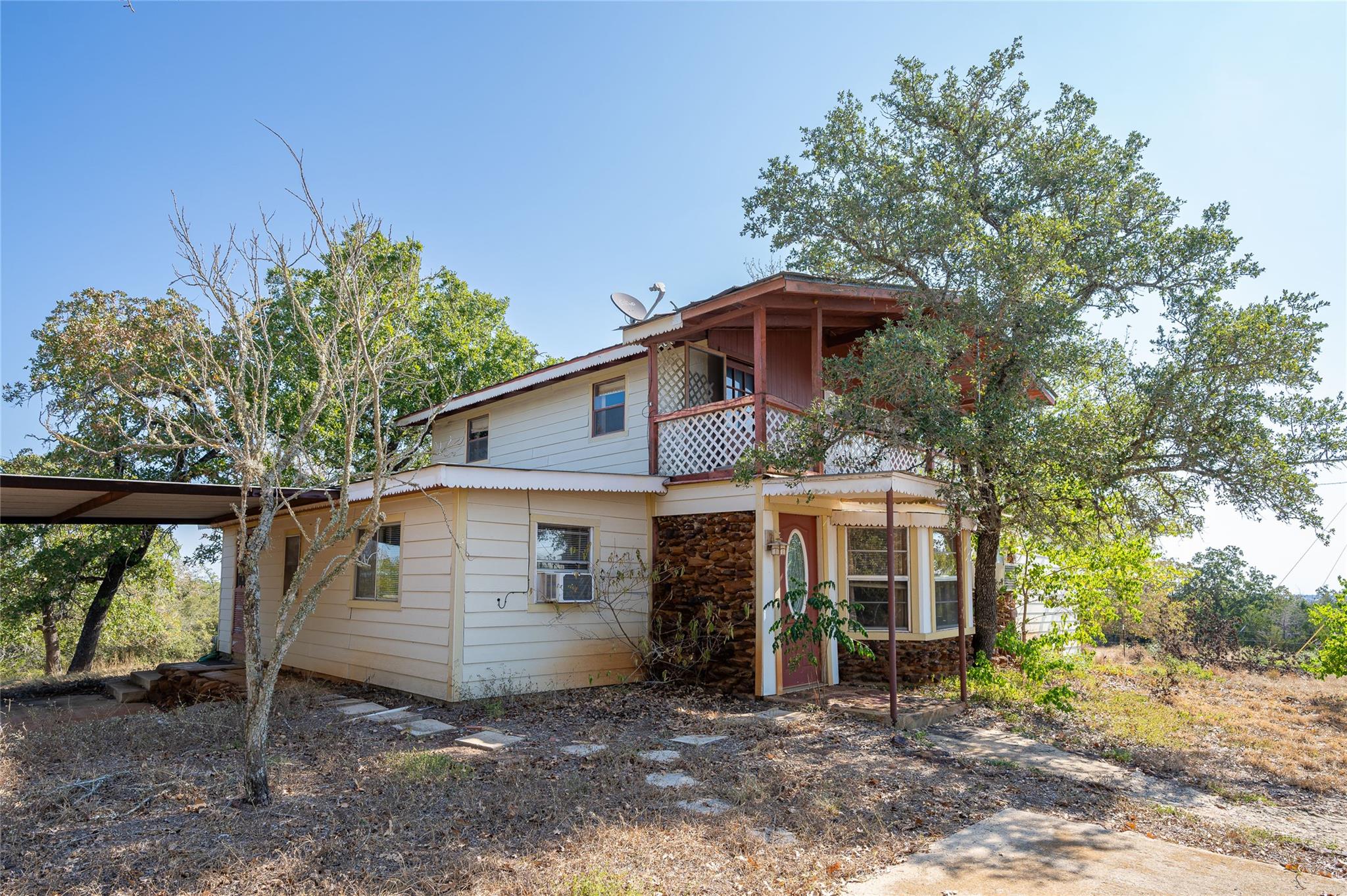 3779 Mule Creek Rd, Harwood, TX 78632