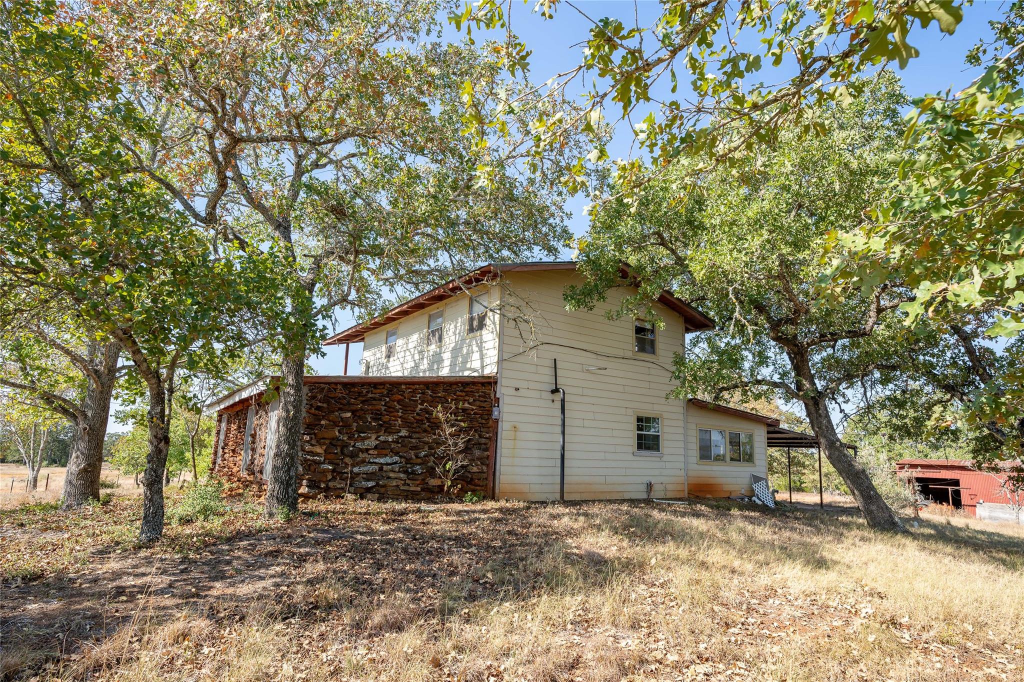 3779 Mule Creek Rd, Harwood, TX 78632