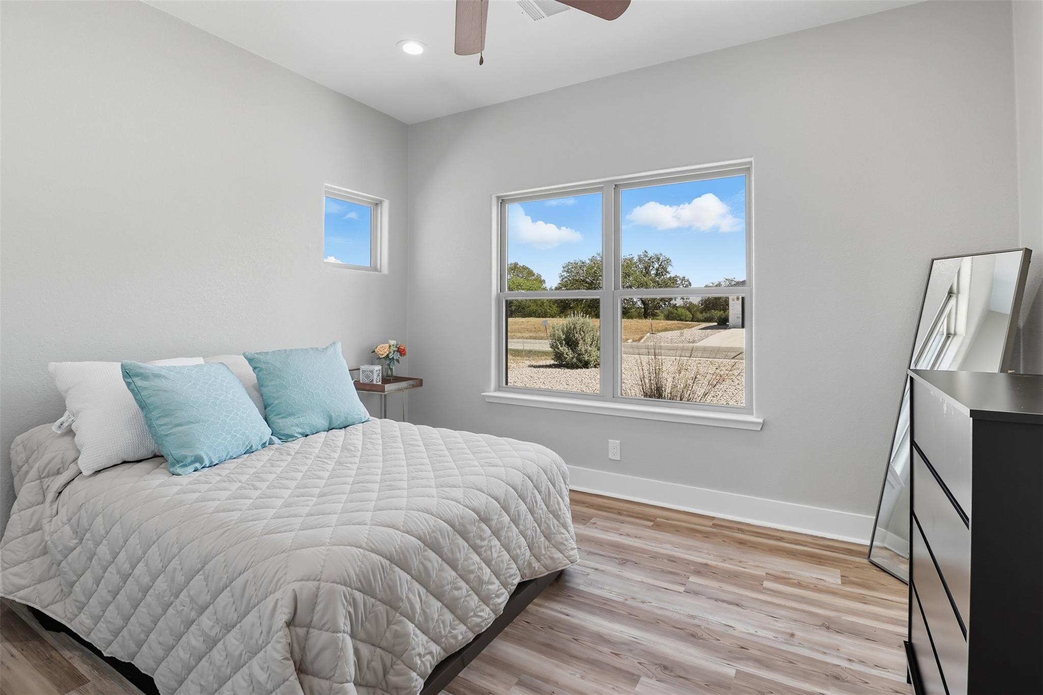 214 Oak Grove Pkwy, Kingsland, TX 78639