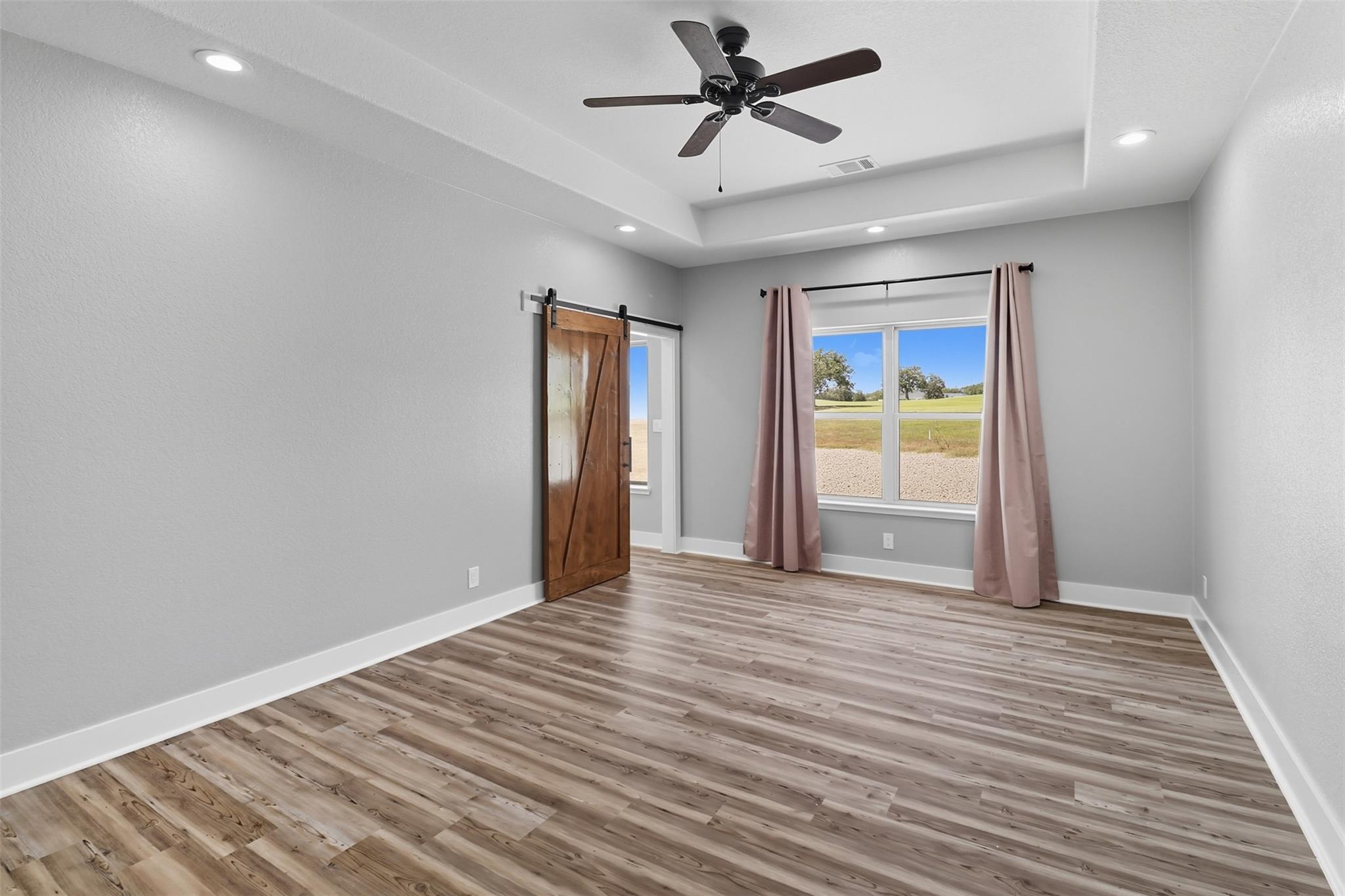 214 Oak Grove Pkwy, Kingsland, TX 78639