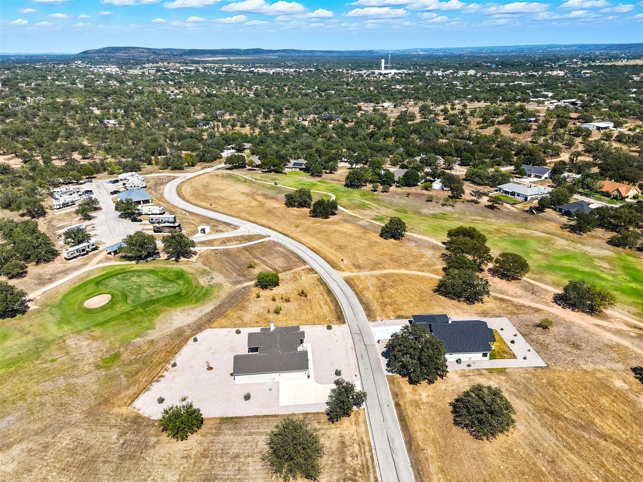 214 Oak Grove Pkwy, Kingsland, TX 78639