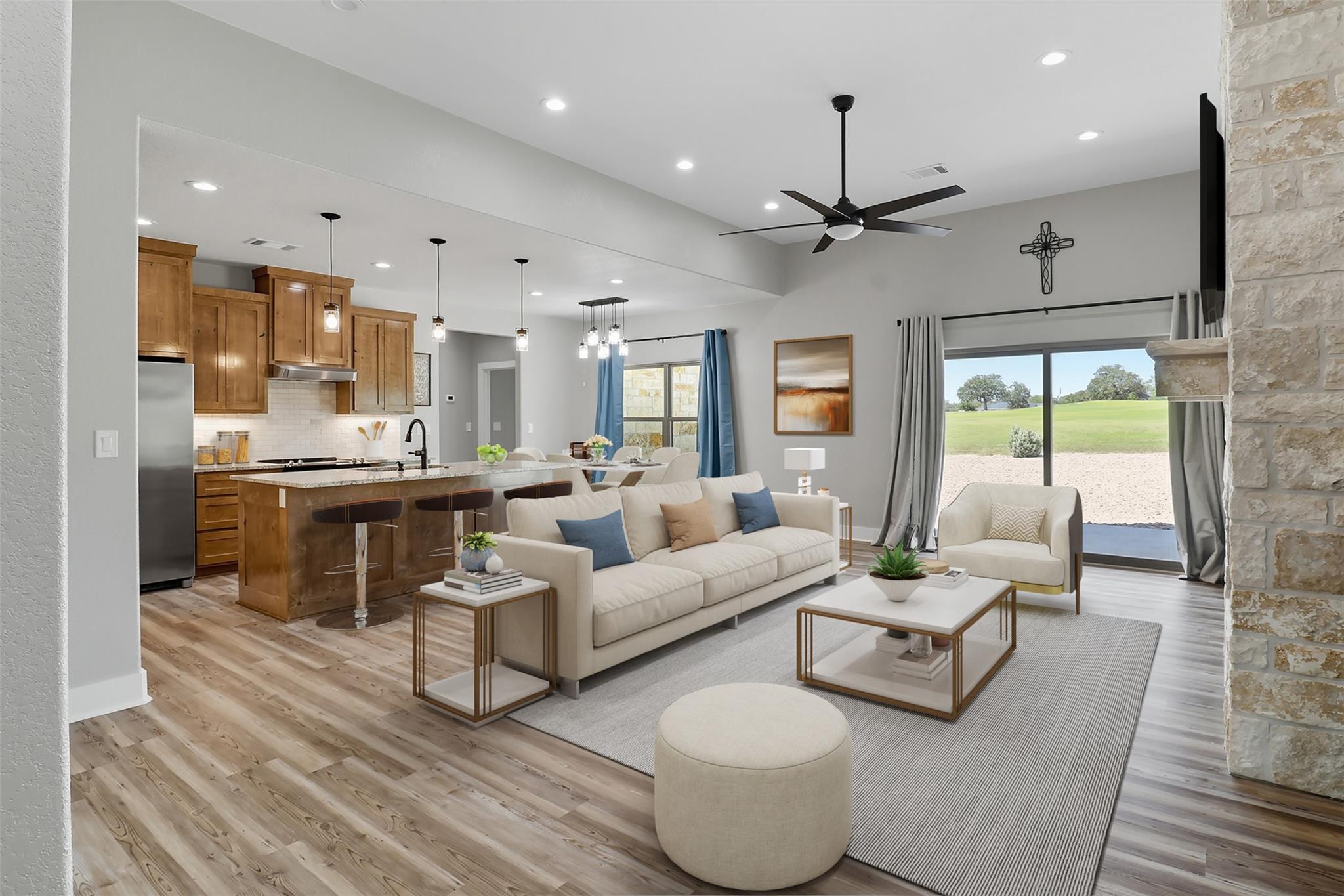 214 Oak Grove Pkwy, Kingsland, TX 78639