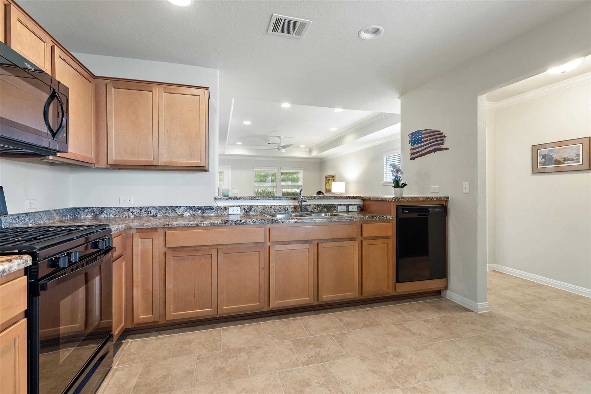 233 N Hobby St, Georgetown, TX 78633