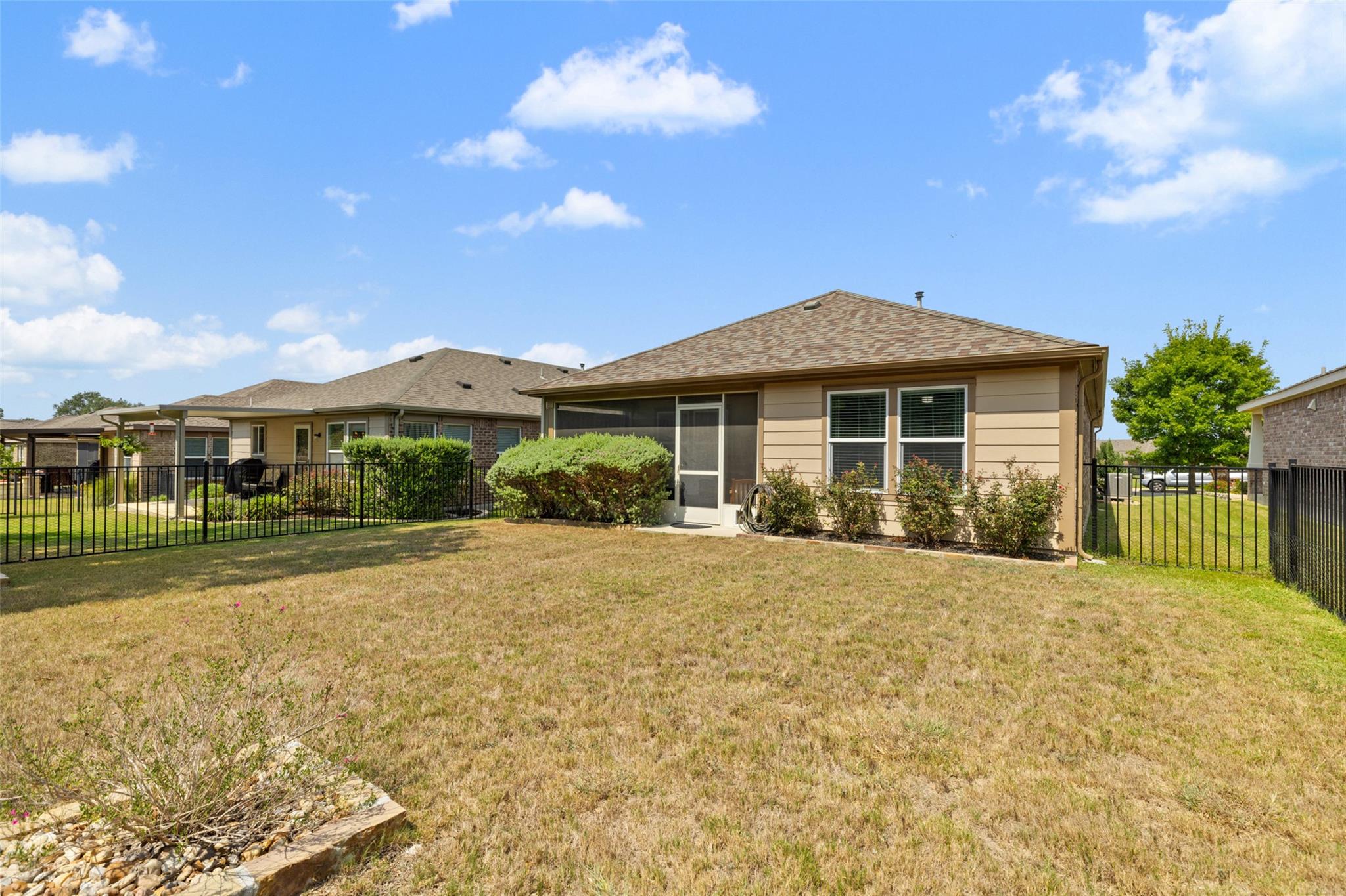 233 N Hobby St, Georgetown, TX 78633