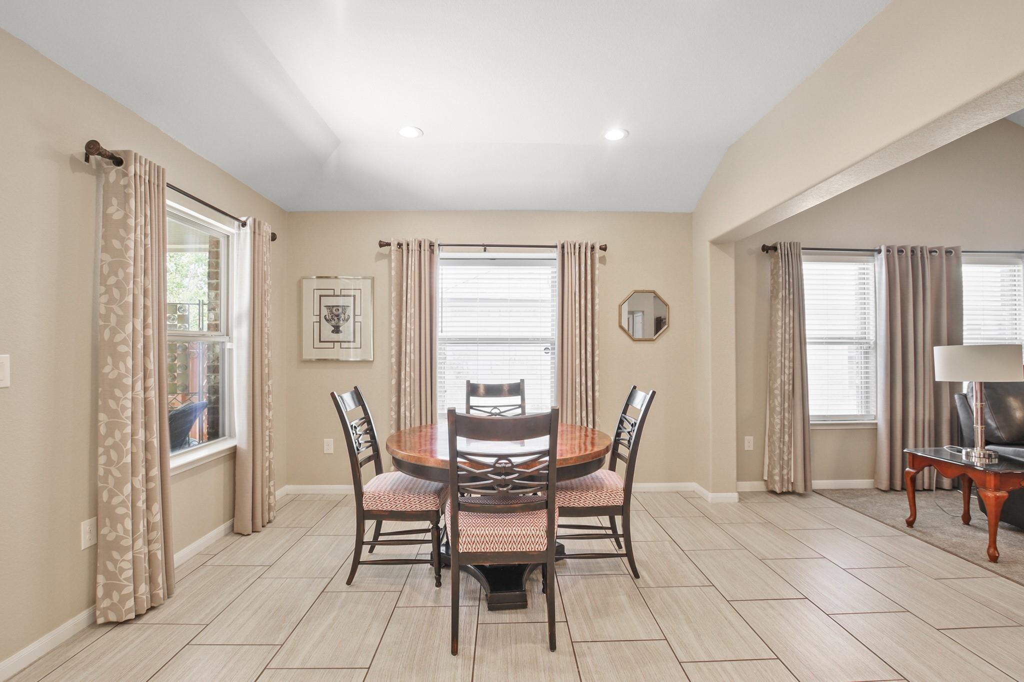 916 Palo Duro Loop, Round Rock, TX 78664