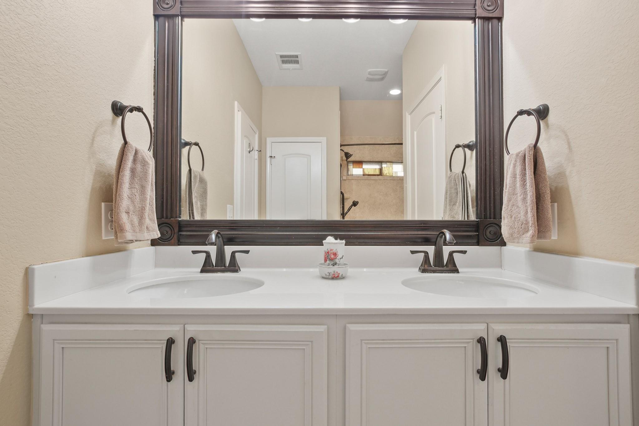 916 Palo Duro Loop, Round Rock, TX 78664