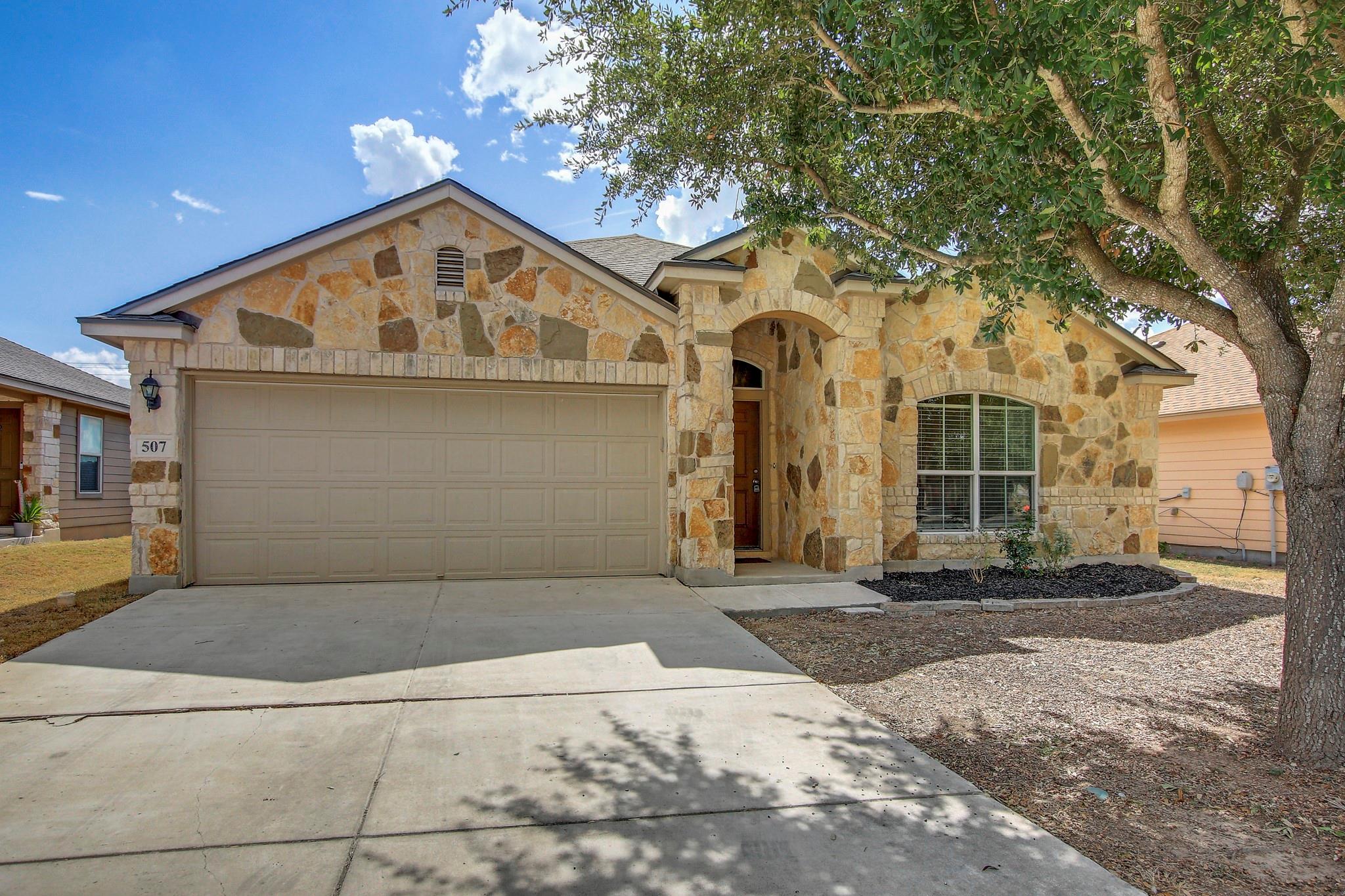 507 Teron Dr, San Marcos, TX 78666