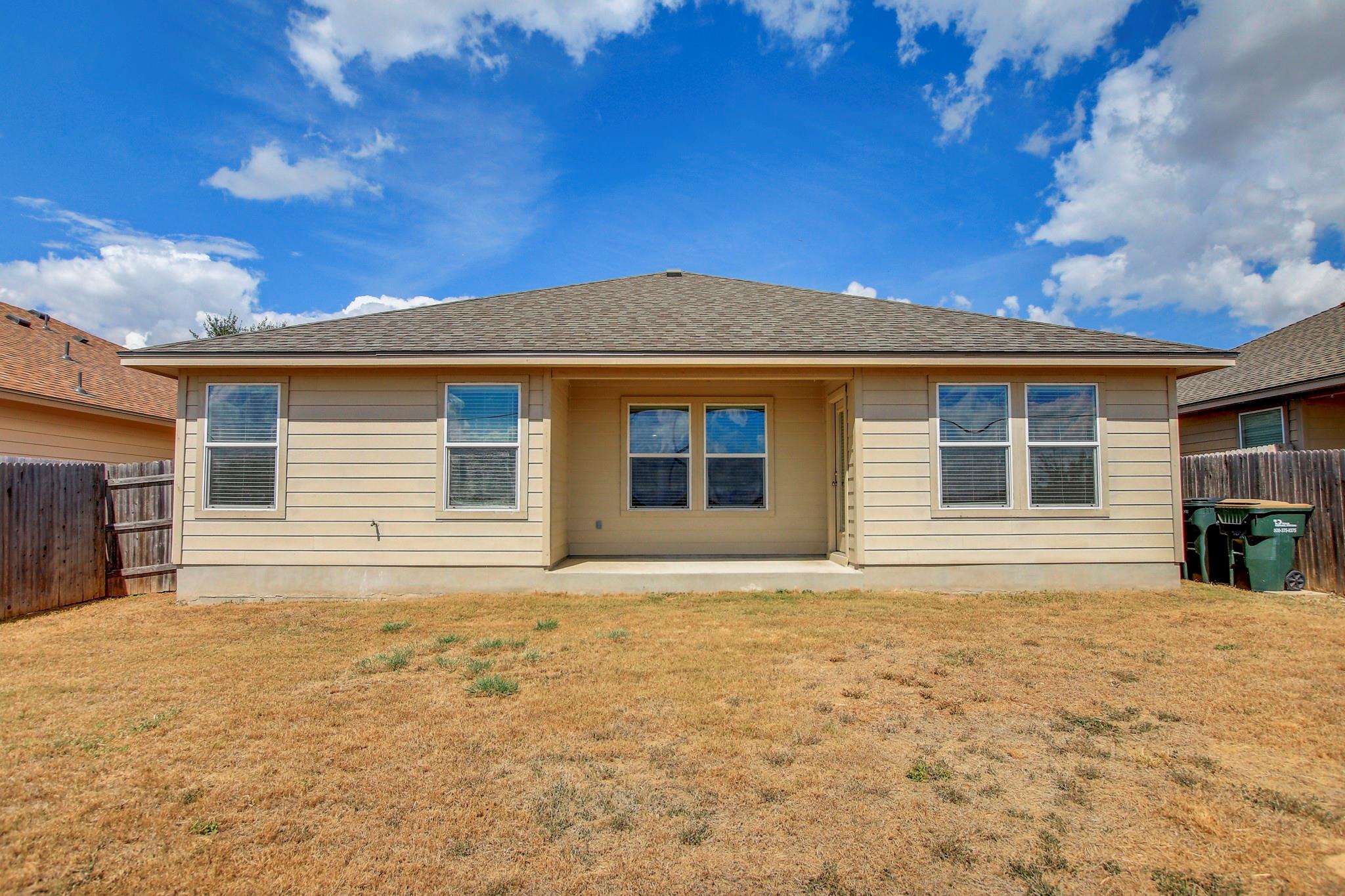 507 Teron Dr, San Marcos, TX 78666