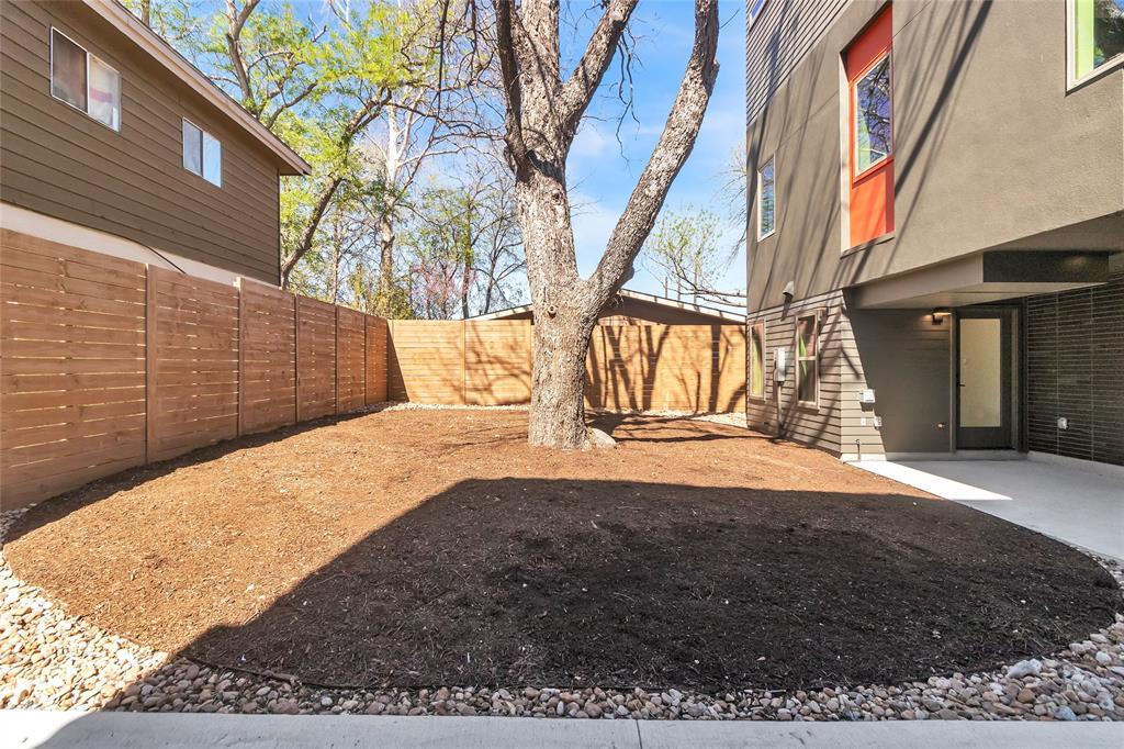 700 Denson Dr # 1102, Austin, TX 78752