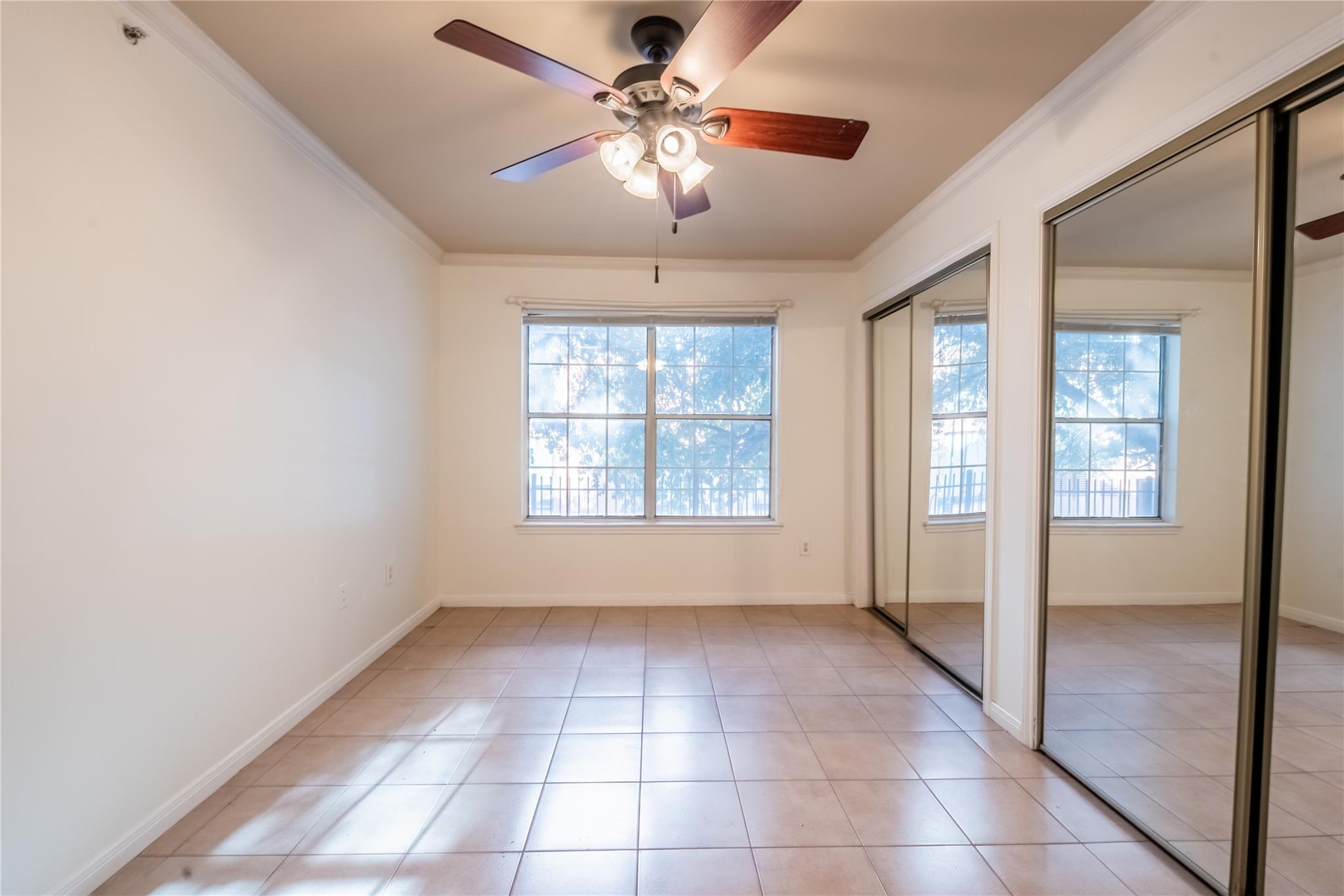 501 W 26th St # 106, Austin, TX 78705