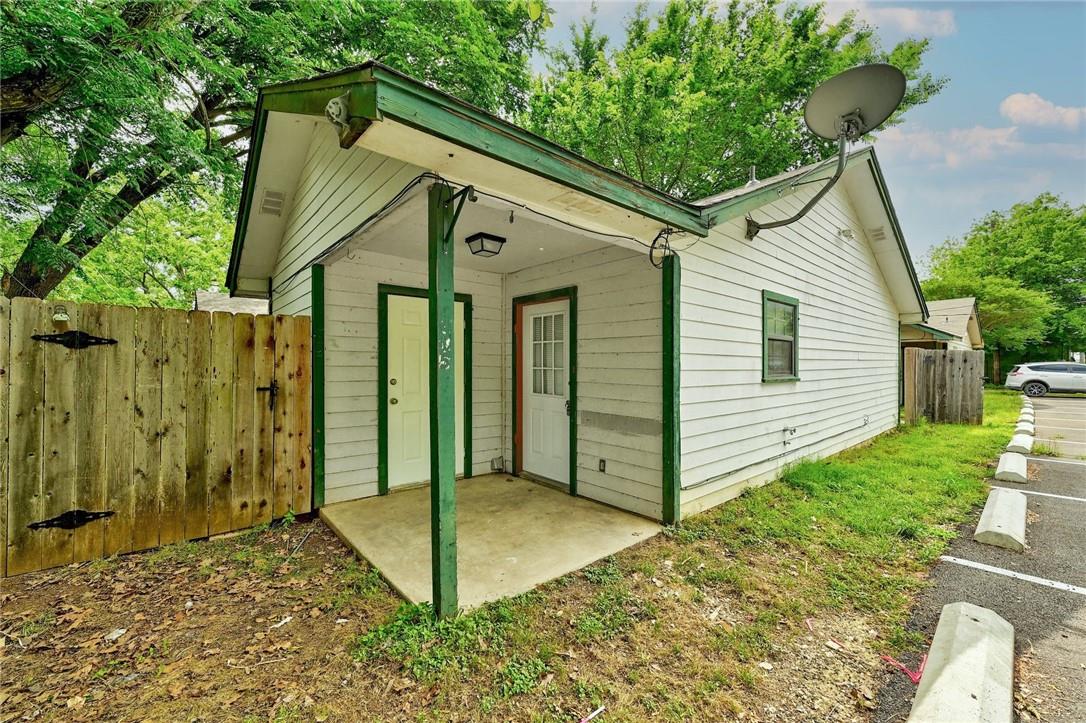 415 MLK Dr # A, Elgin, TX 78621