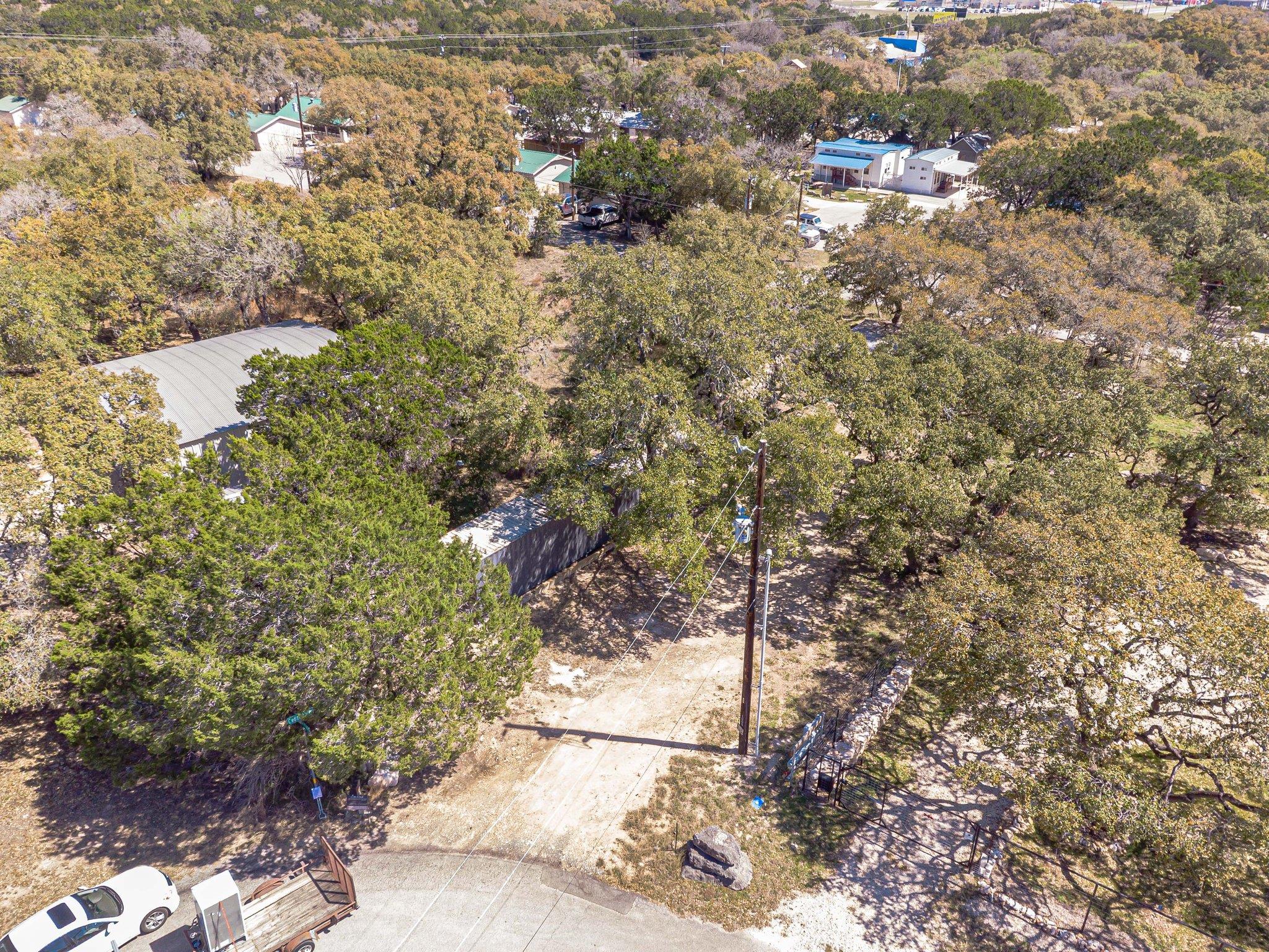 1009 Edgewater Fls, Canyon Lake, TX 78133