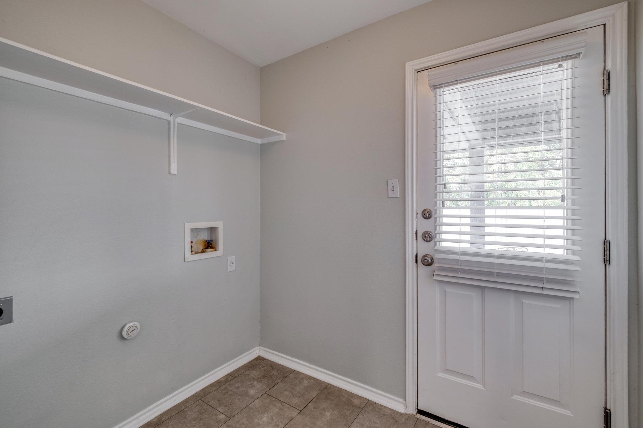 1204 Delia Chapa, Hutto, TX 78634