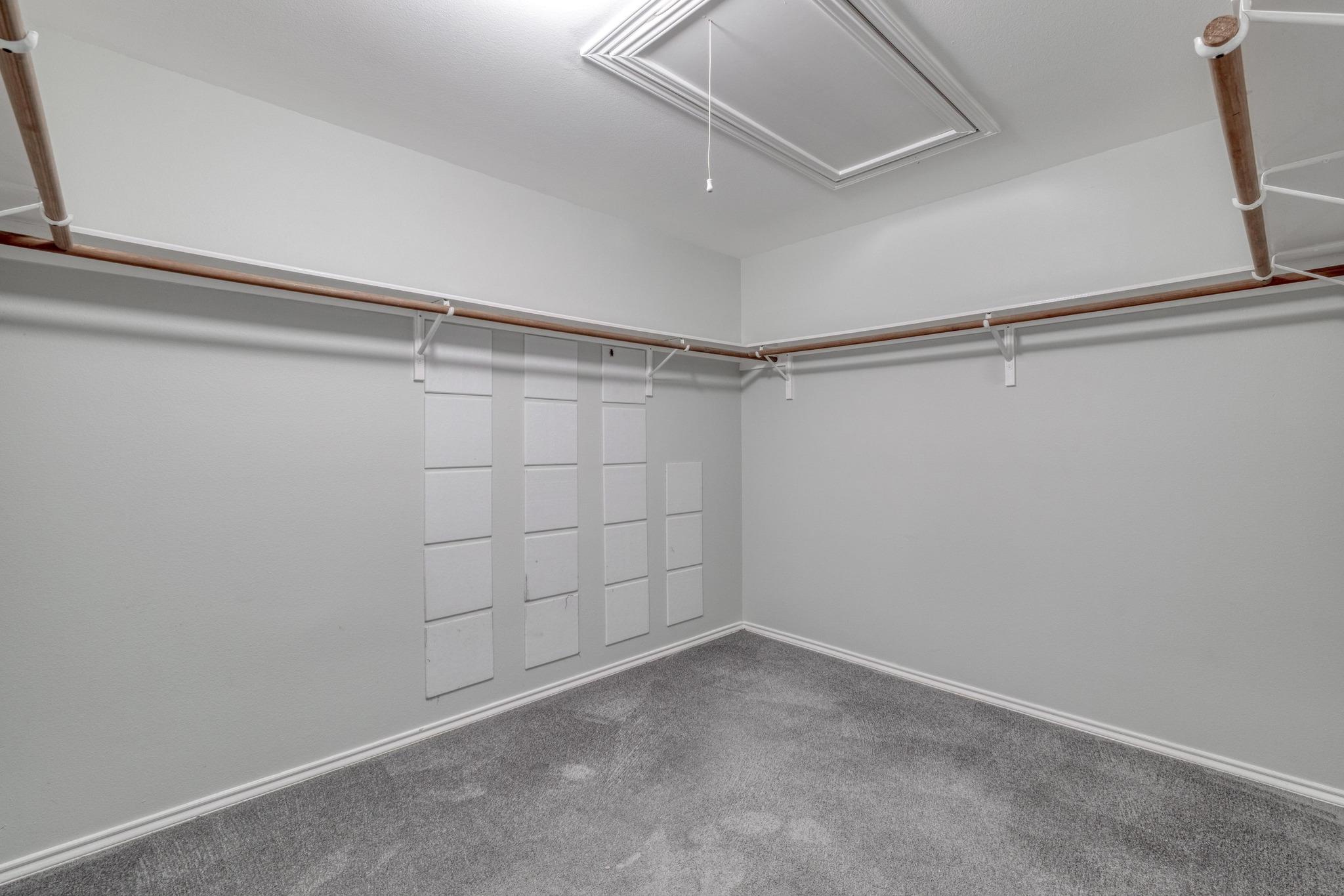 1204 Delia Chapa, Hutto, TX 78634