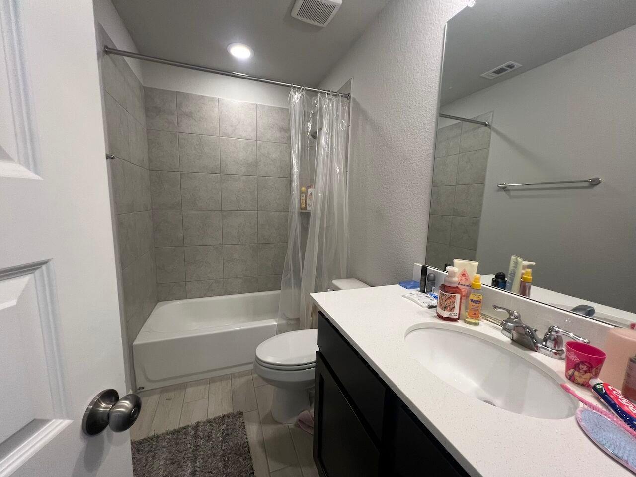 124 Old Stagecoach Rd, Jarrell, TX 76537