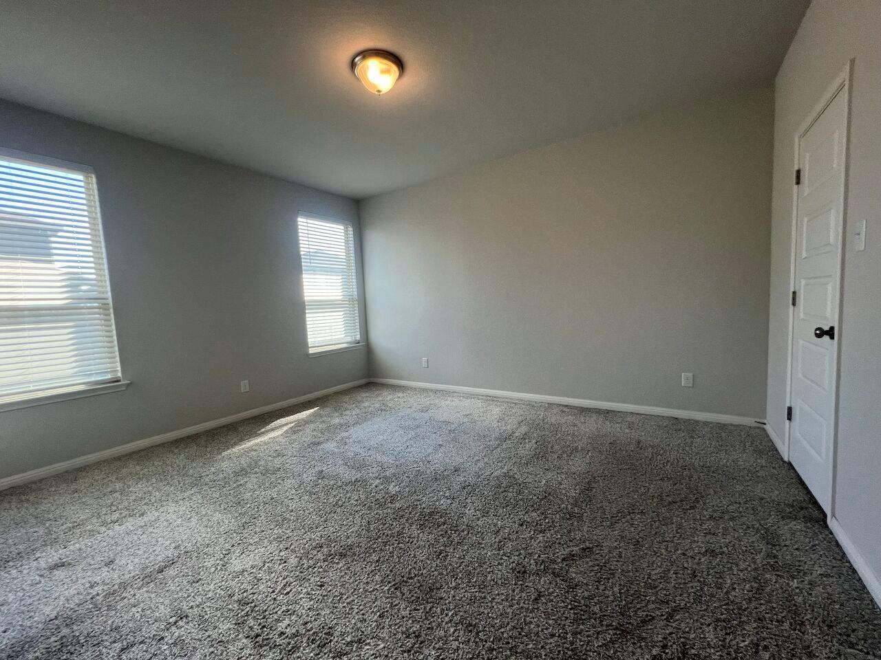 124 Old Stagecoach Rd, Jarrell, TX 76537