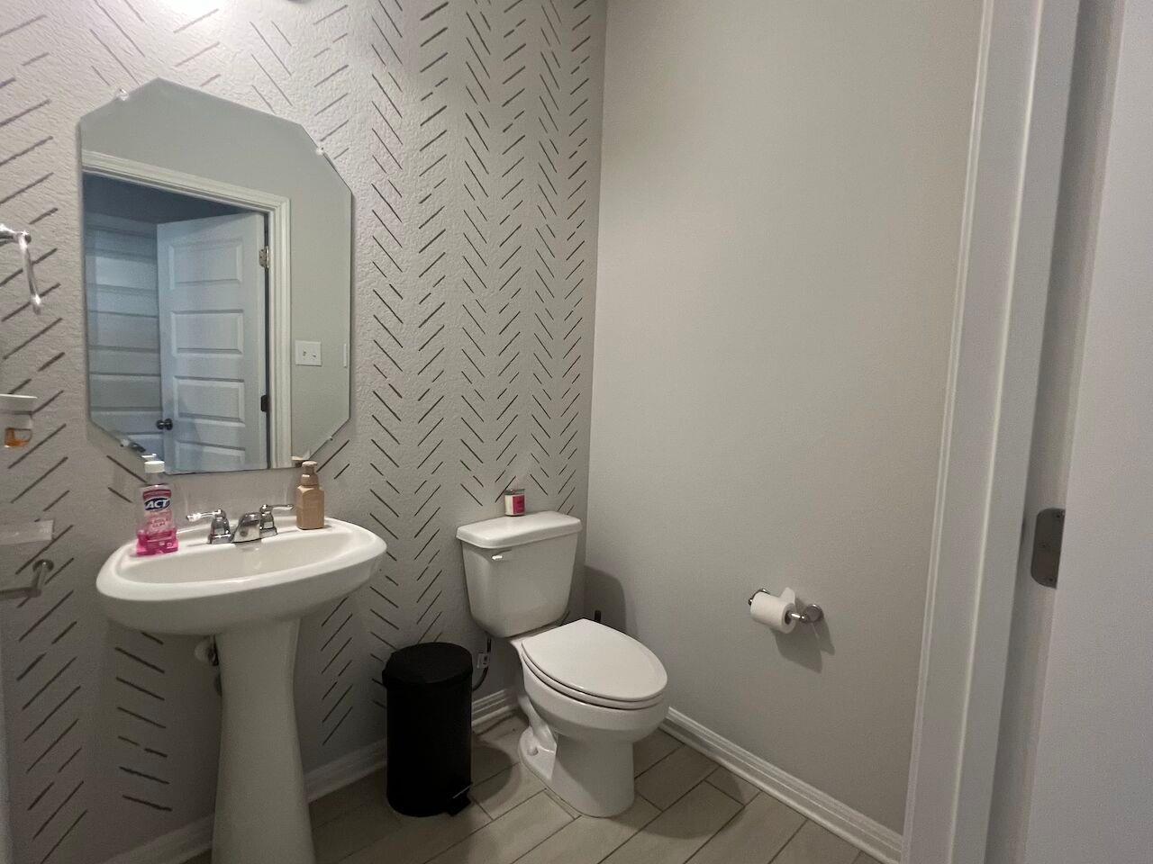 124 Old Stagecoach Rd, Jarrell, TX 76537