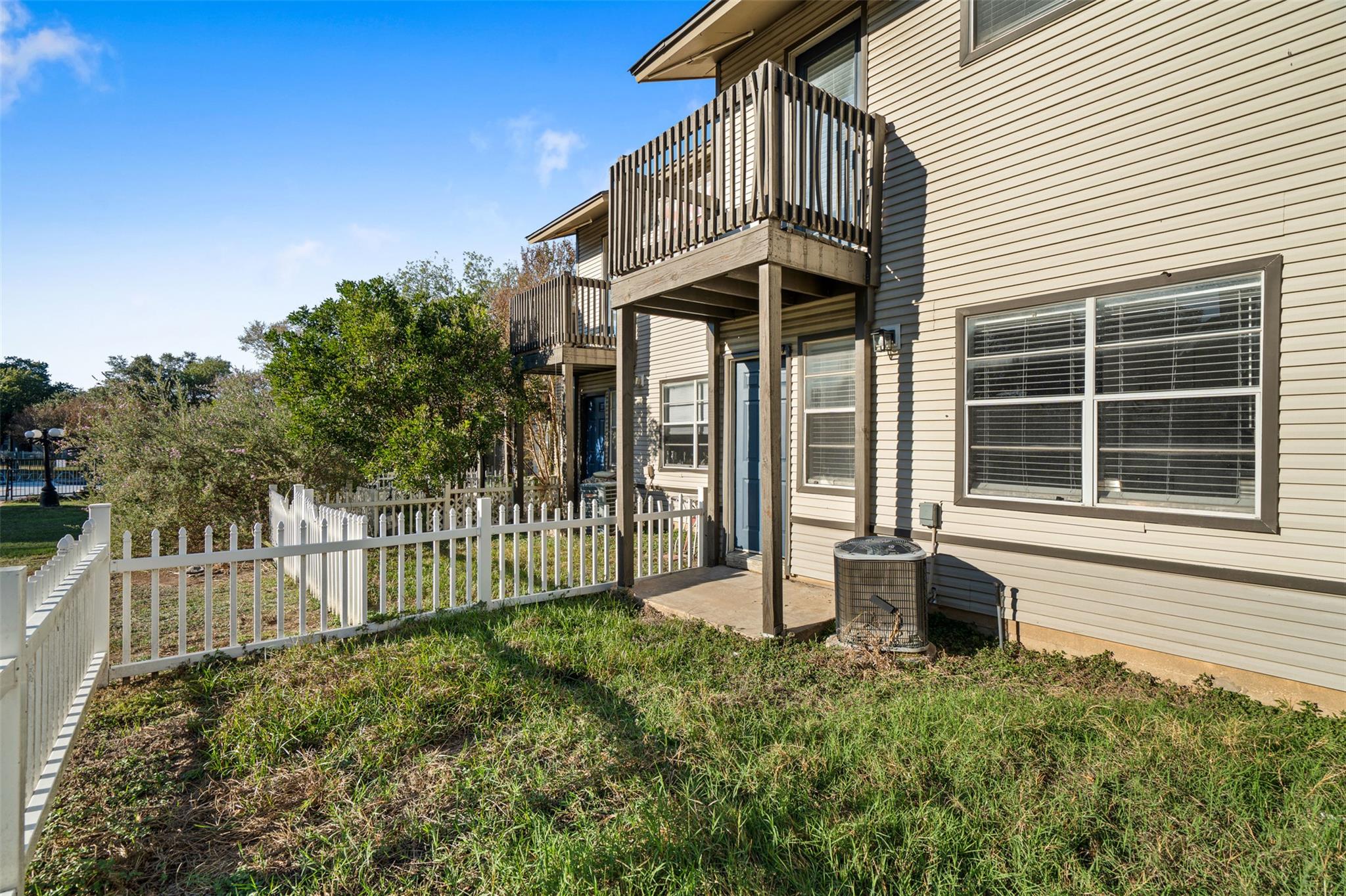 1848 River Crossing Cir # A, Austin, TX 78741