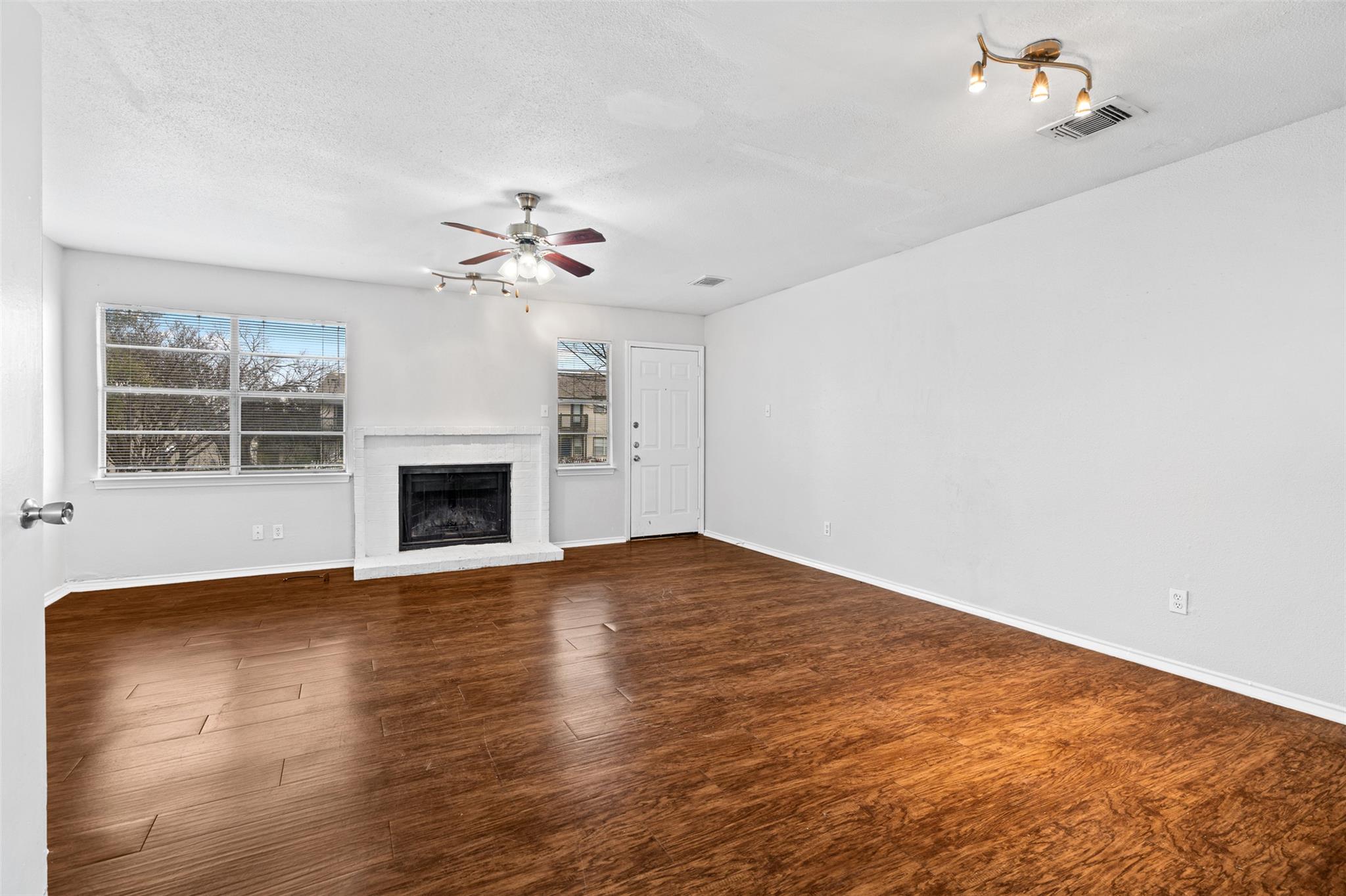 1848 River Crossing Cir # A, Austin, TX 78741