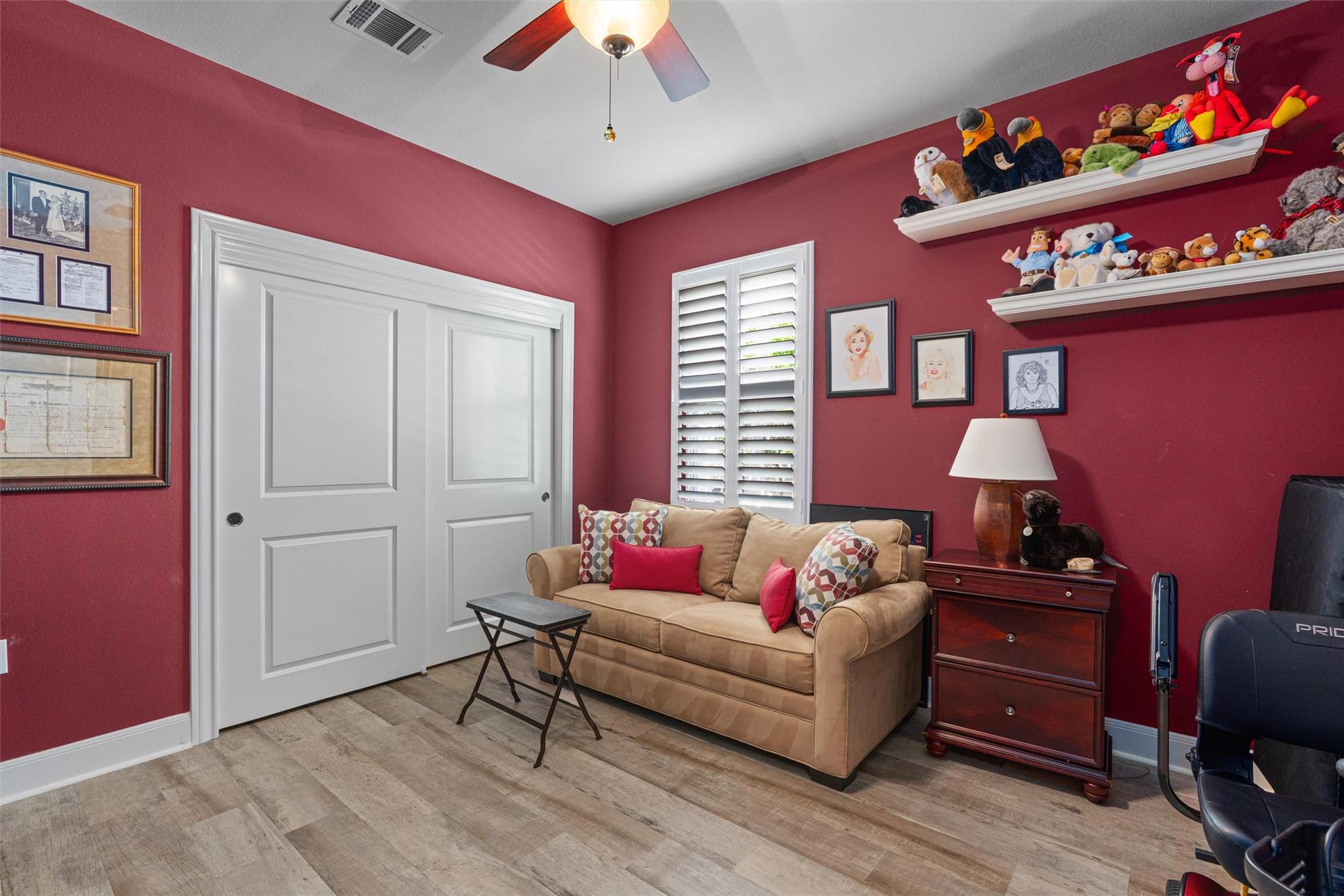 301 Goose Island Dr, Georgetown, TX 78633