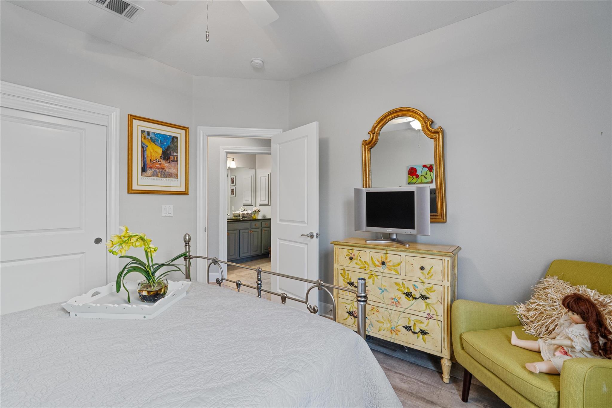 301 Goose Island Dr, Georgetown, TX 78633