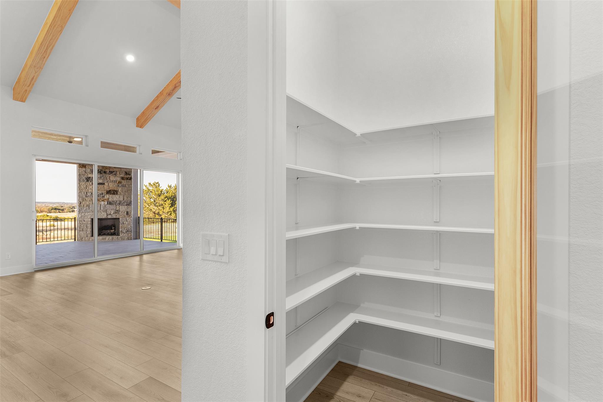 212 Three Rivers Rd, Florence, TX 76527