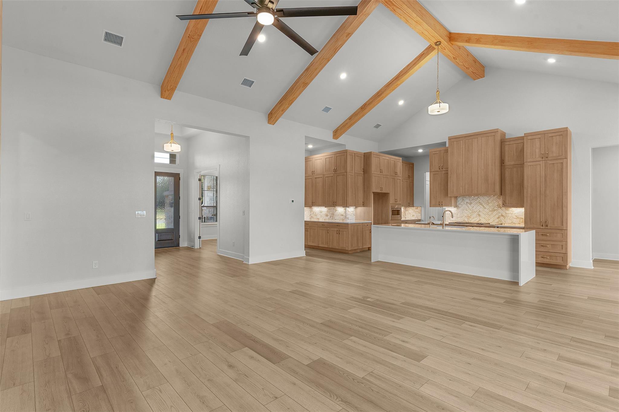 212 Three Rivers Rd, Florence, TX 76527