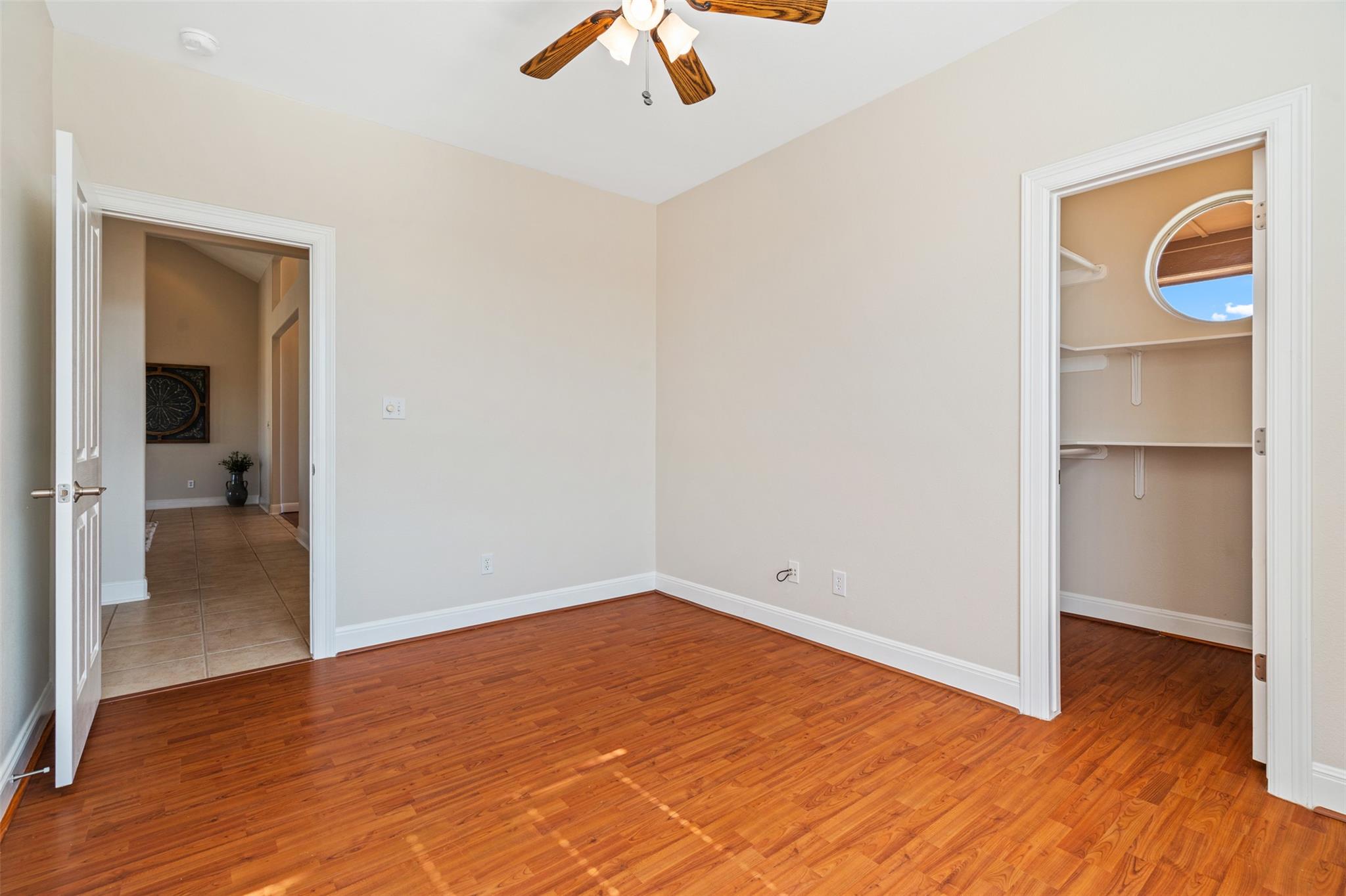 201 Battleground Cir, Taylor, TX 76574