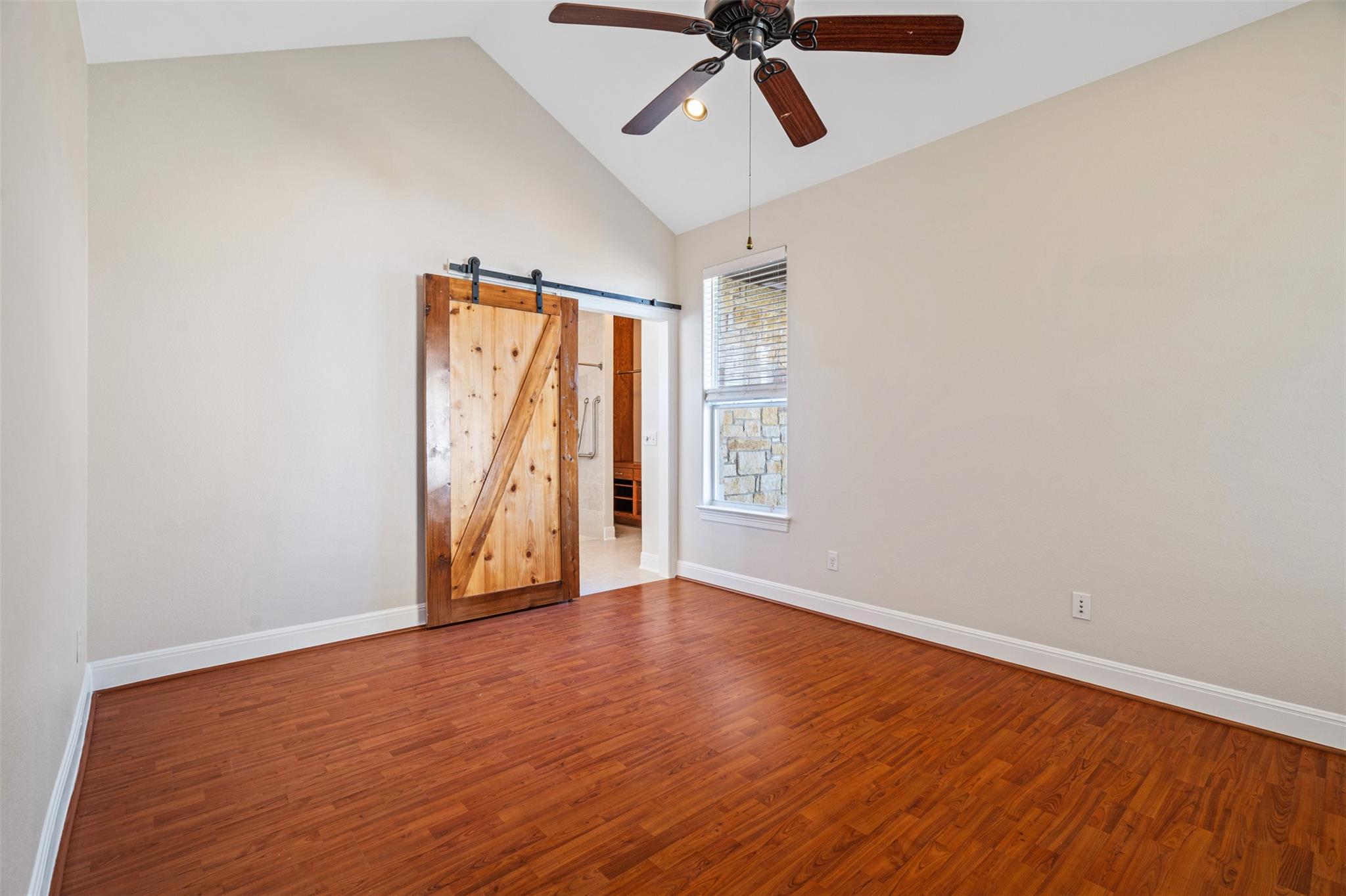 201 Battleground Cir, Taylor, TX 76574