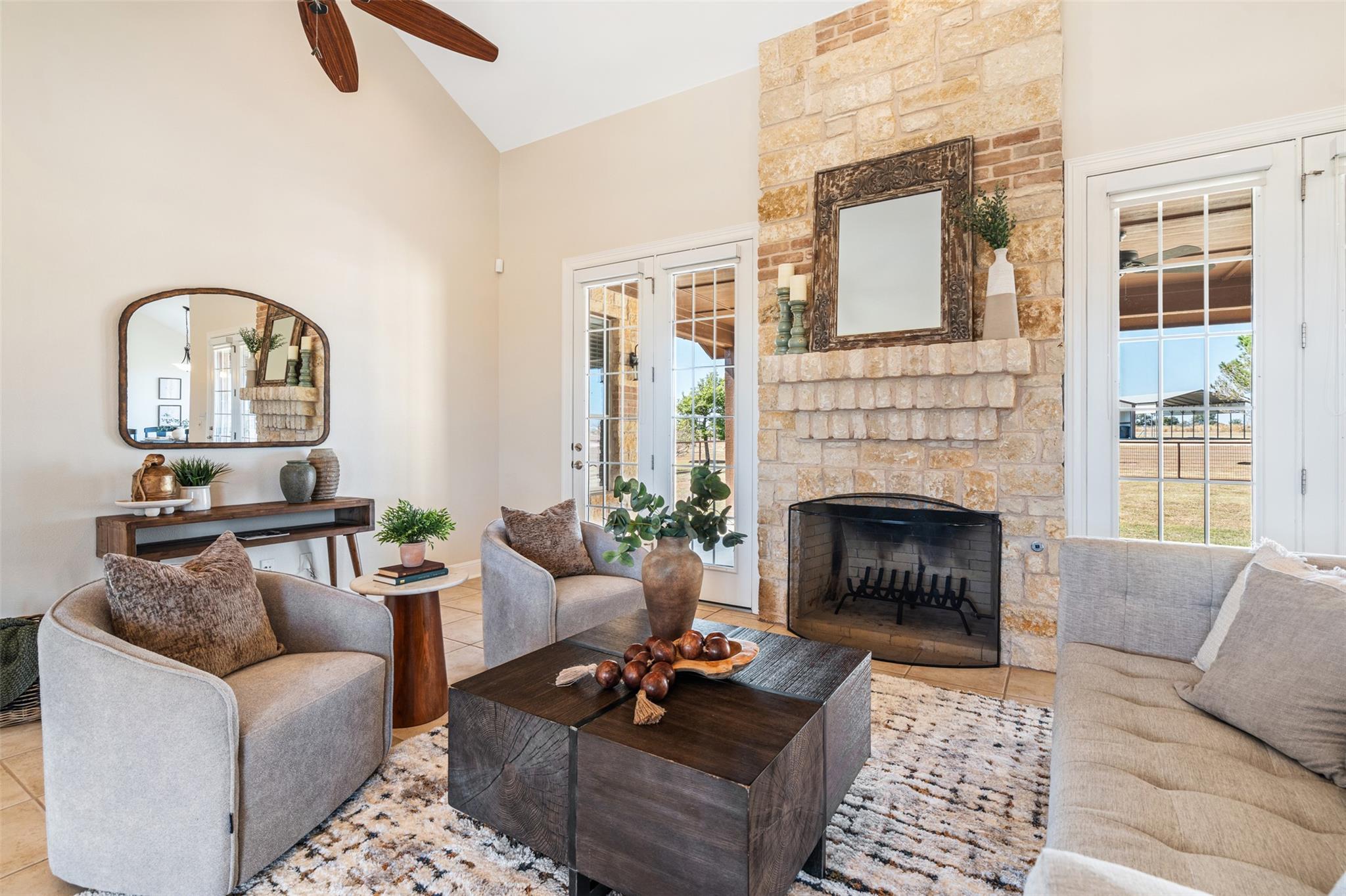 201 Battleground Cir, Taylor, TX 76574