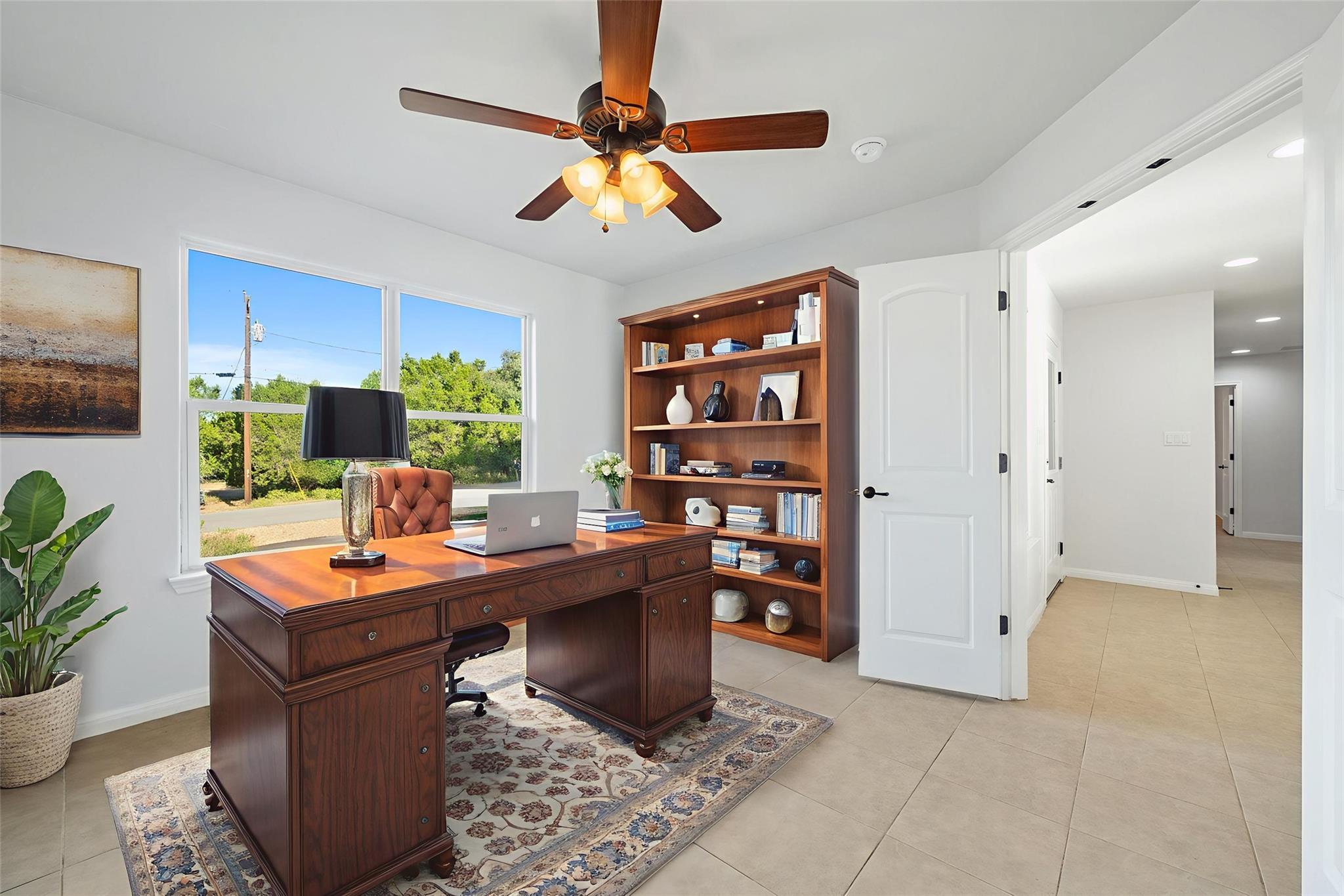 4203 Hillside Dr, Lago Vista, TX 78645