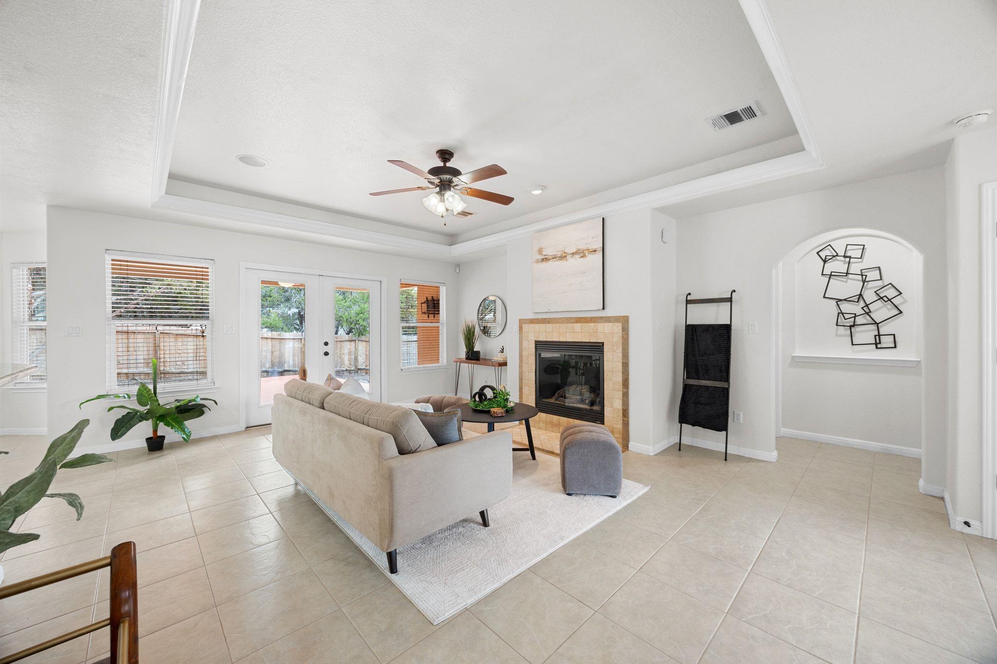 4203 Hillside Dr, Lago Vista, TX 78645