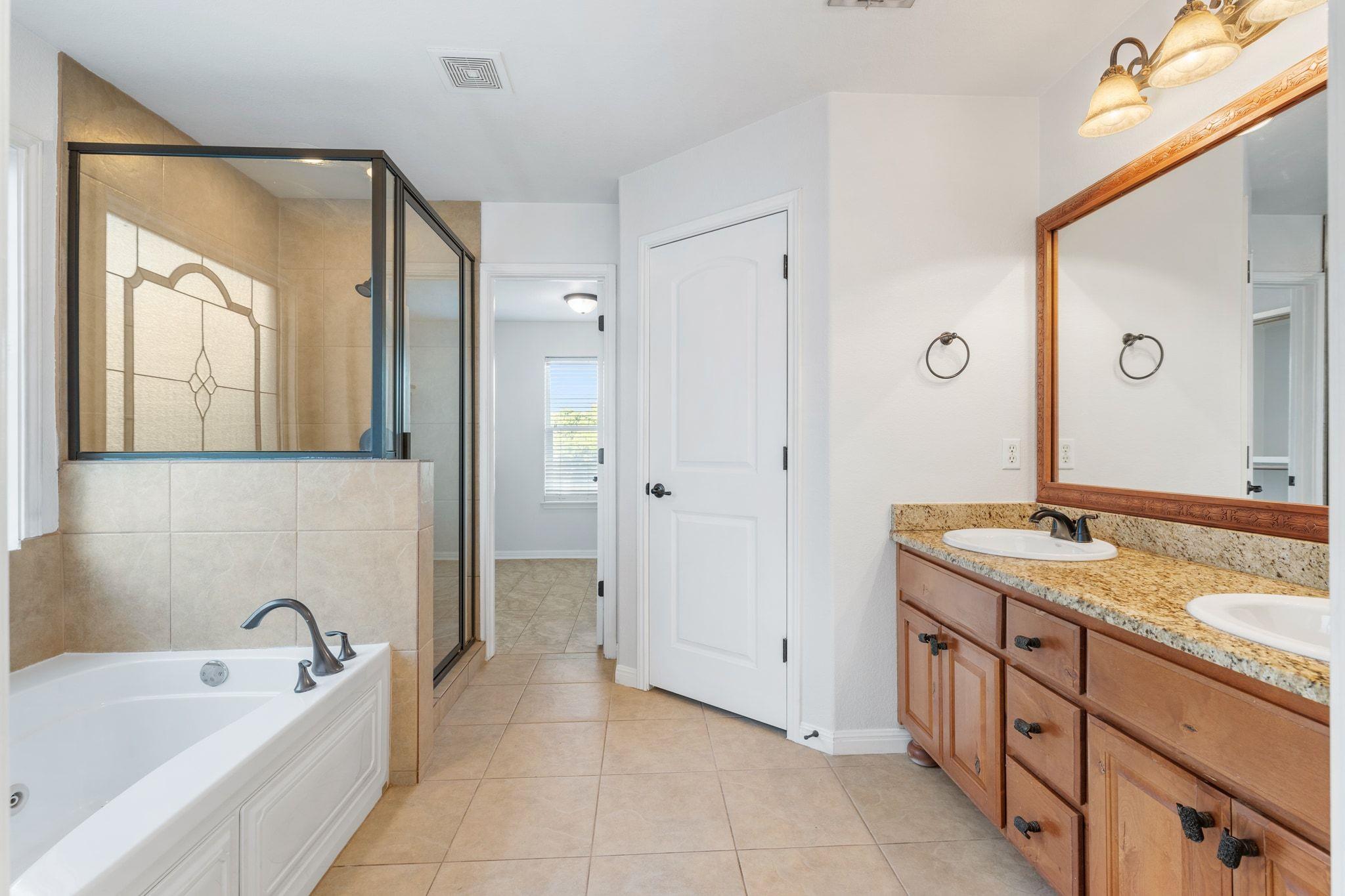 4203 Hillside Dr, Lago Vista, TX 78645