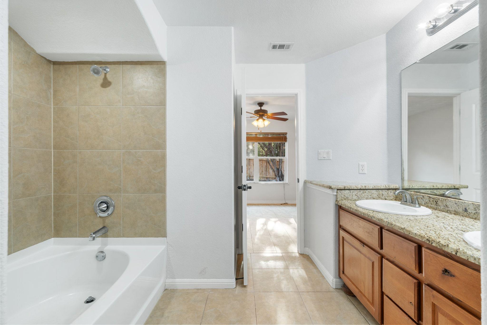 4203 Hillside Dr, Lago Vista, TX 78645