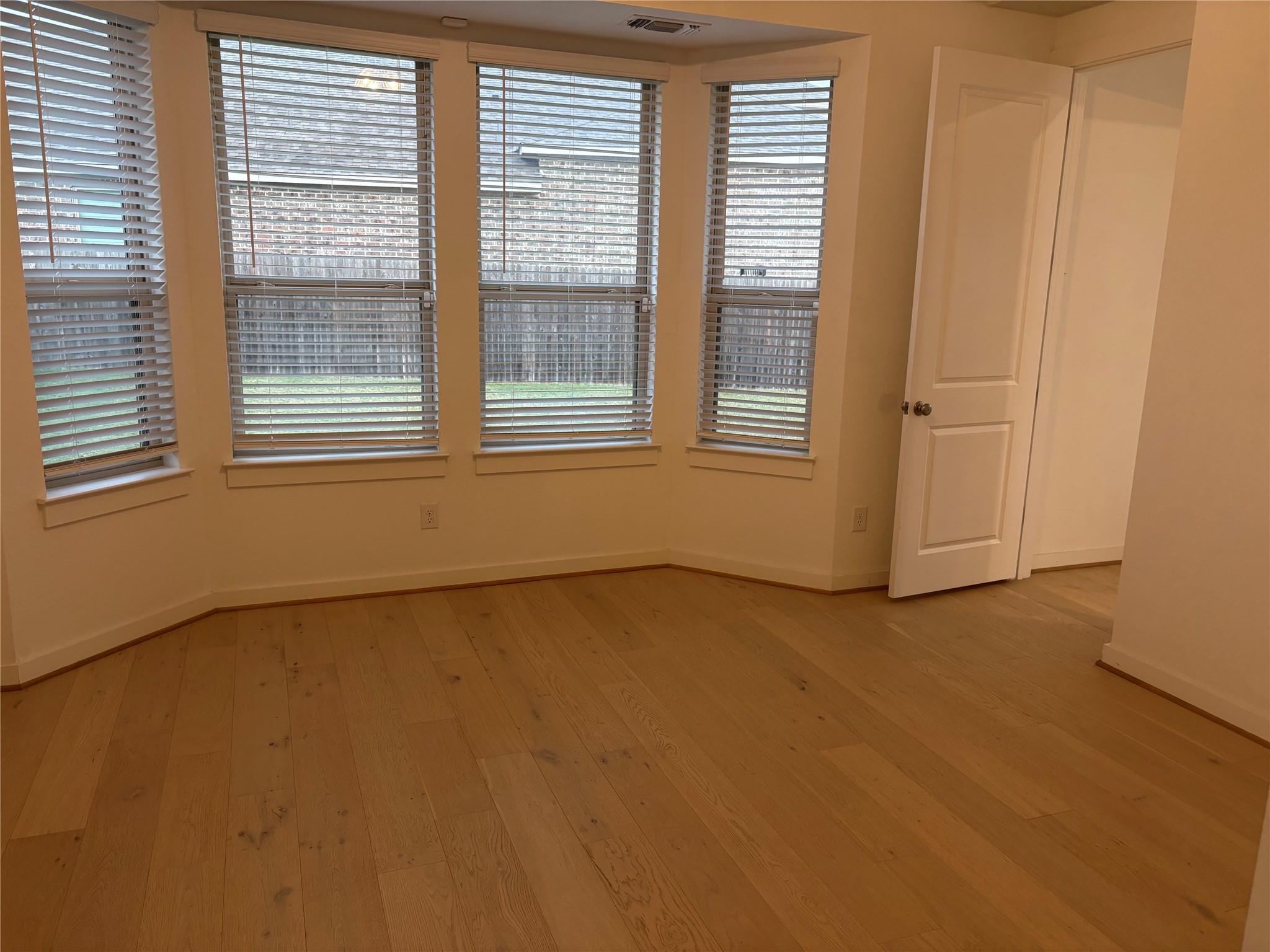 200 Dycus Bnd, Liberty Hill, TX 78642