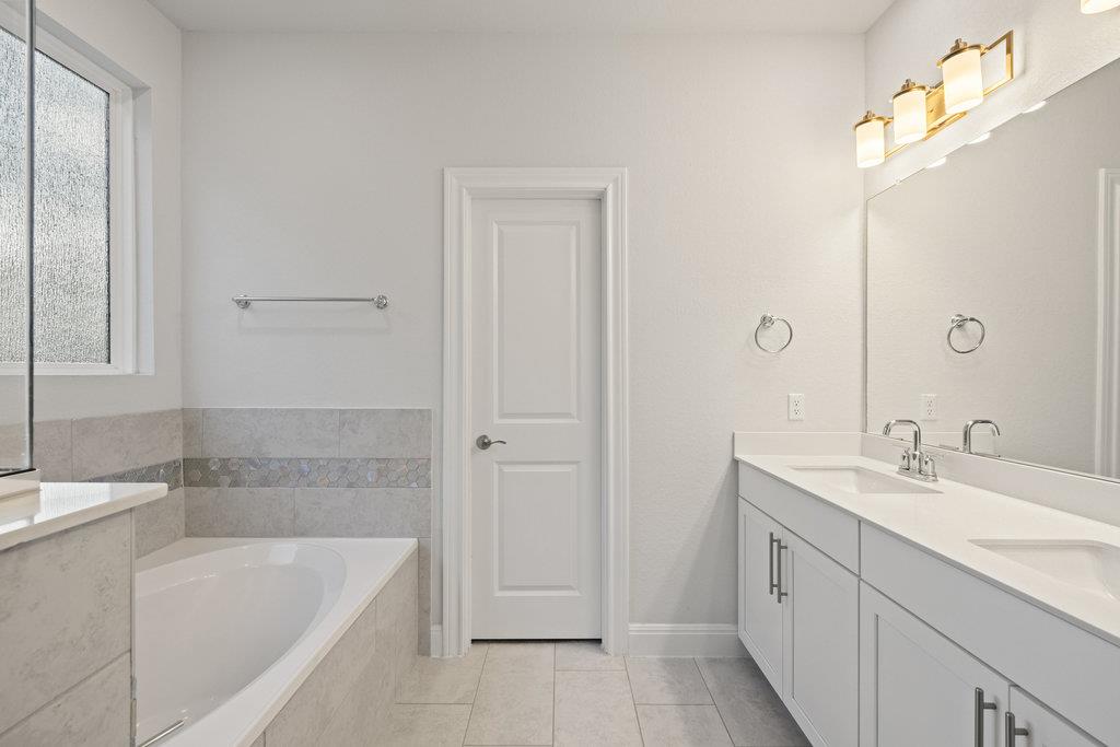 388 Sawtooth Mountain Way, Dripping Springs, TX 78620