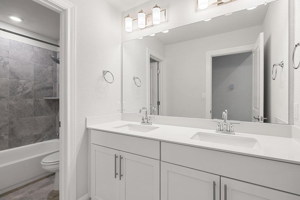 388 Sawtooth Mountain Way, Dripping Springs, TX 78620