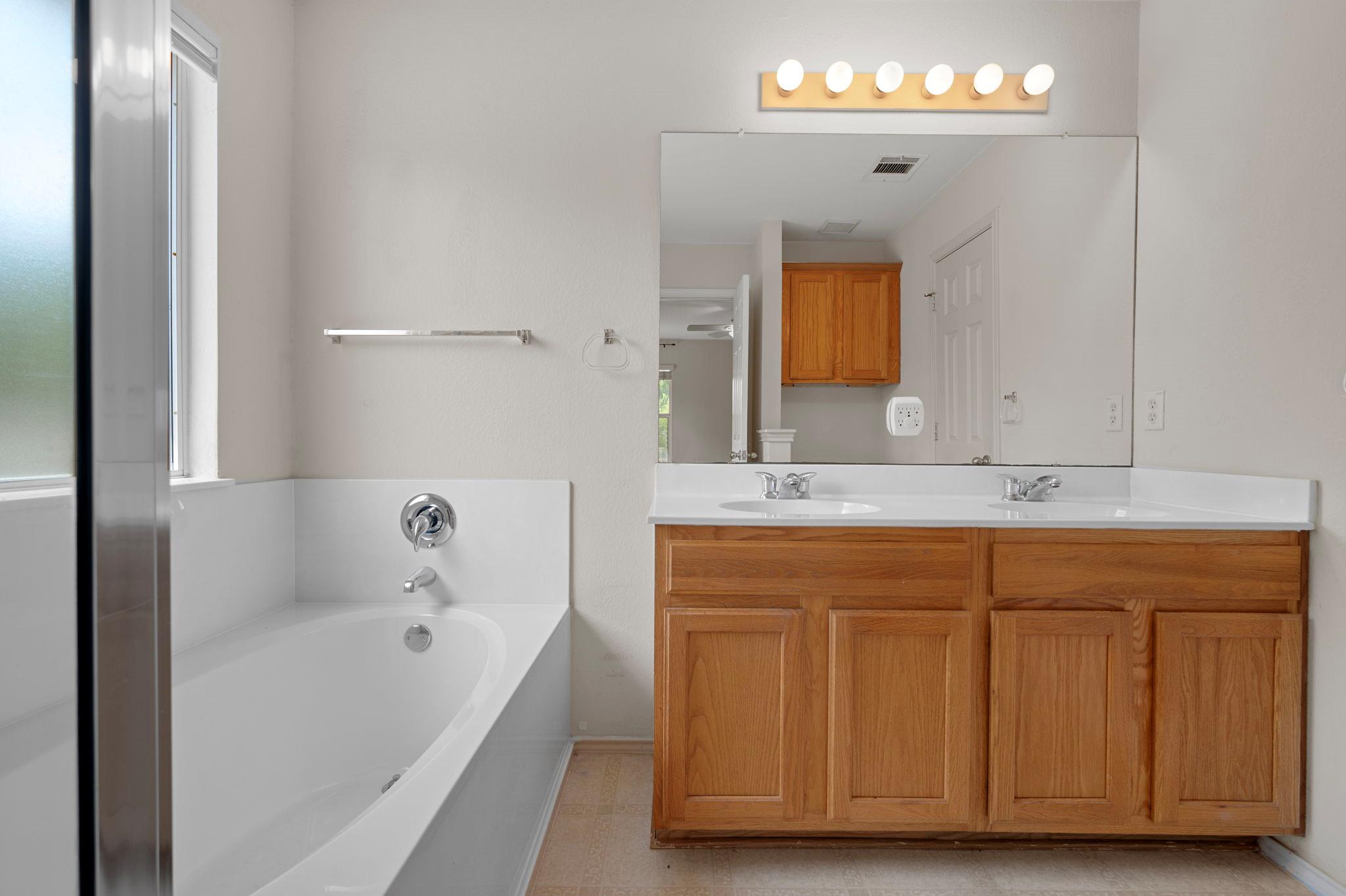 14508 Spearmint Tea Trl, Pflugerville, TX 78660