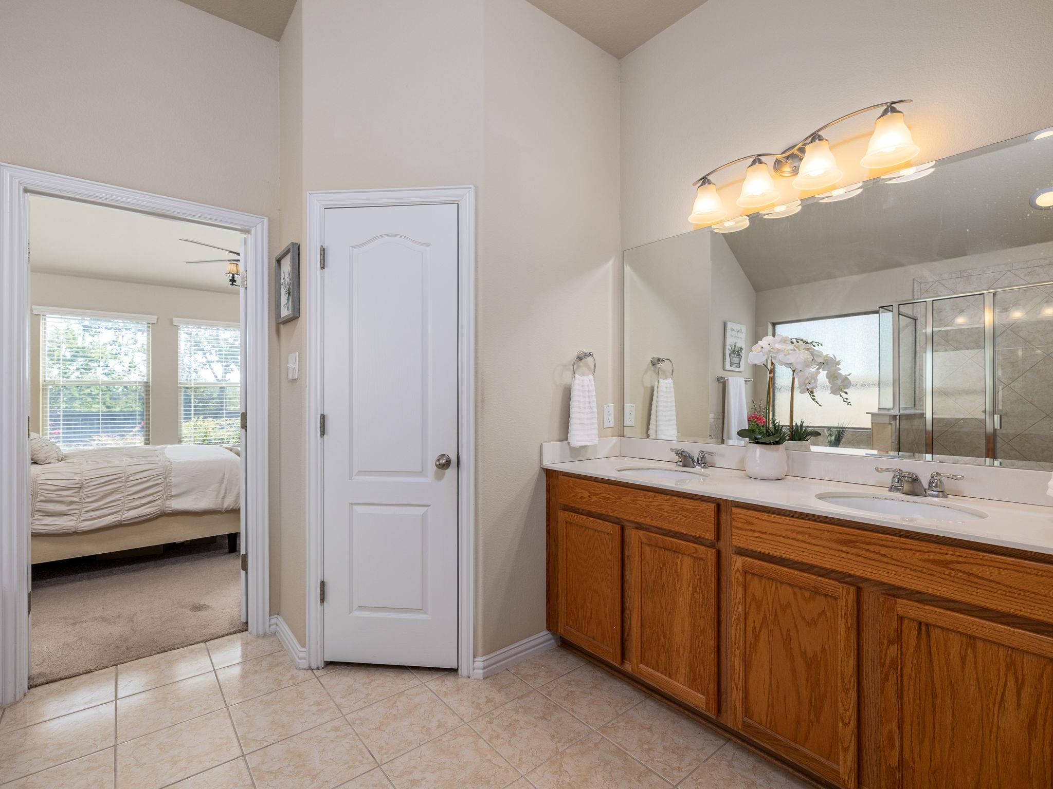 535 Tranquility Mtn, Buda, TX 78610