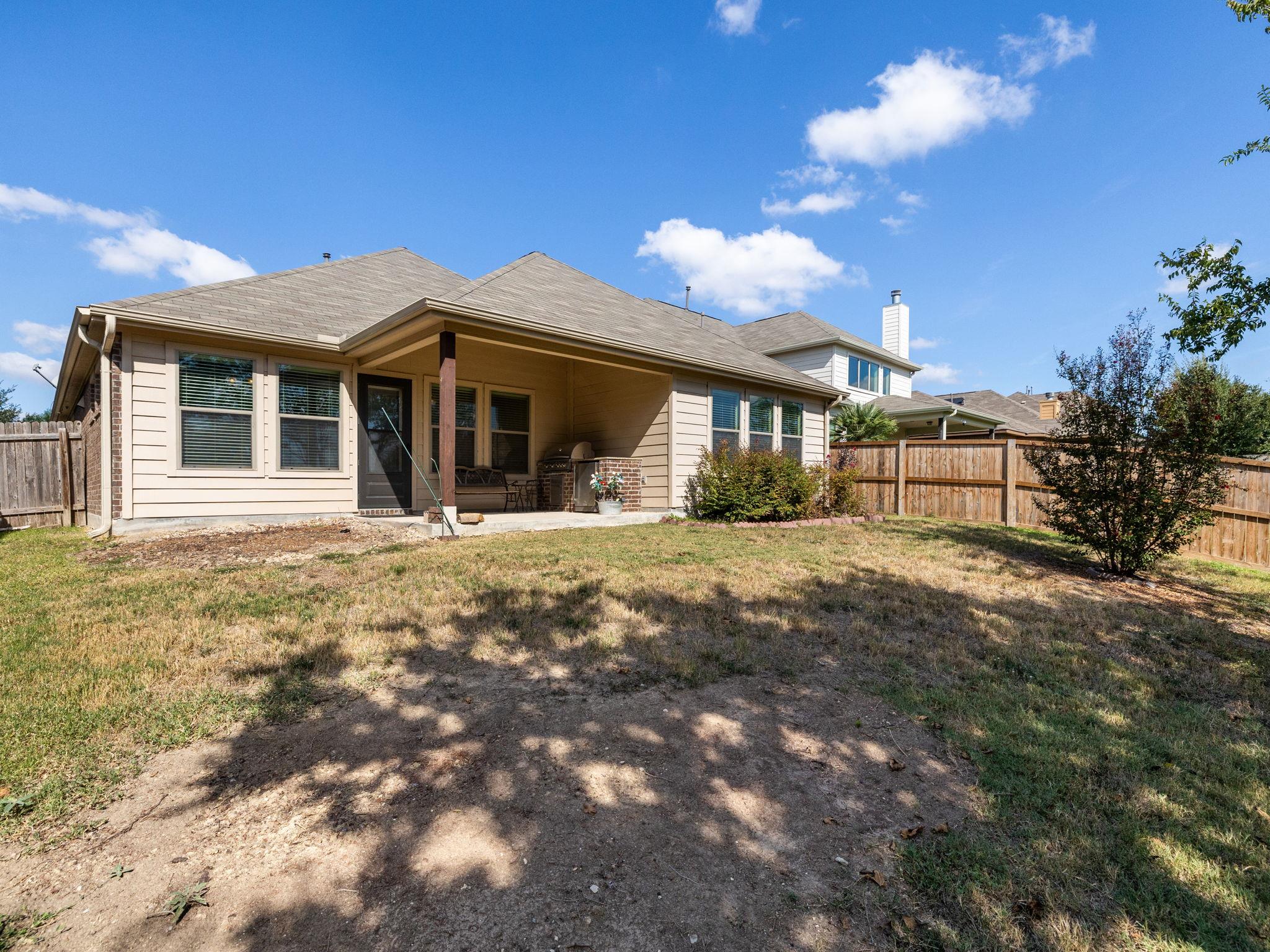 535 Tranquility Mtn, Buda, TX 78610