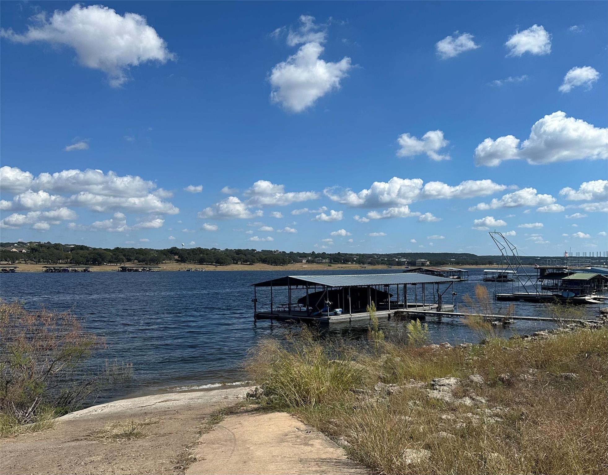 20815 Colorado Dr W, Spicewood, TX 78669