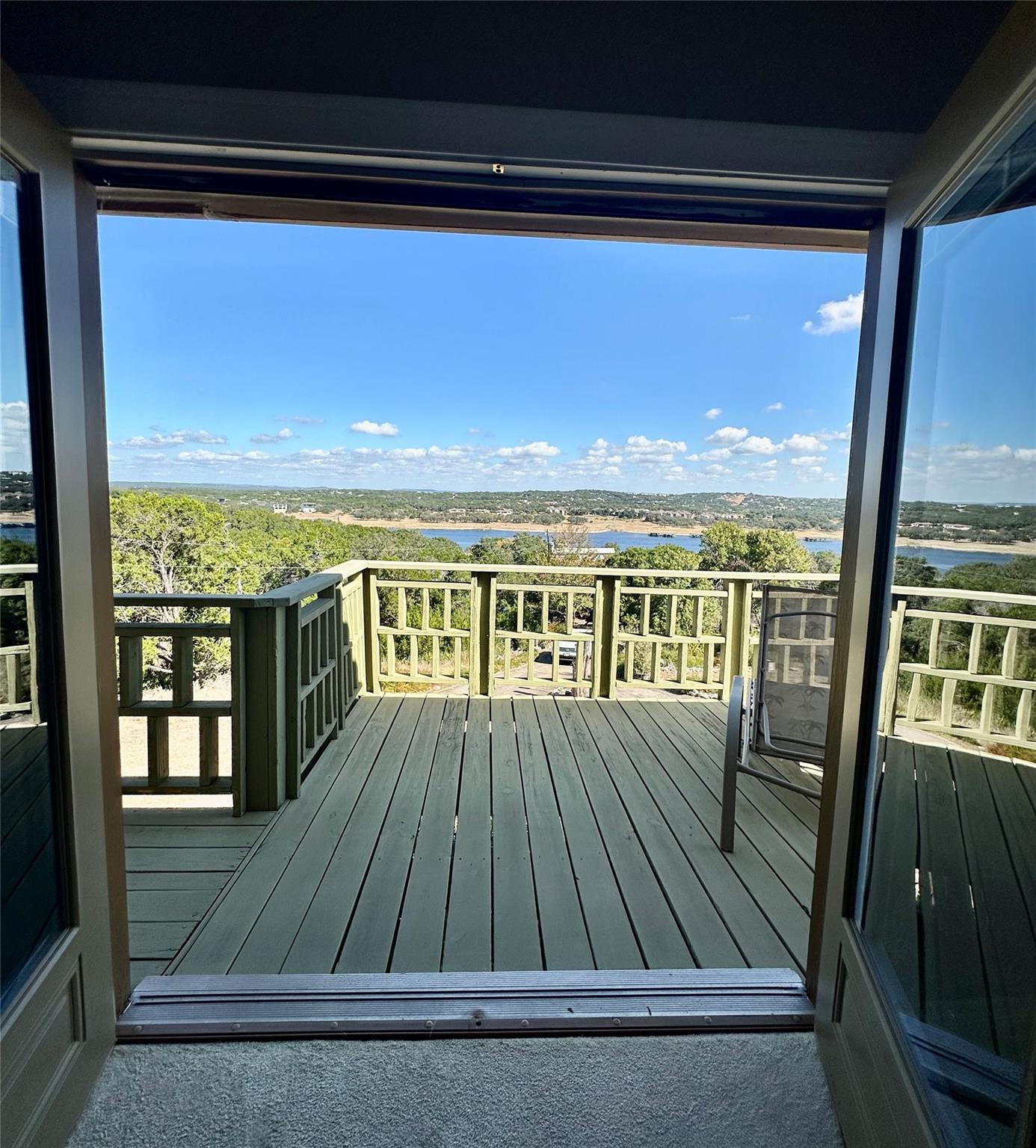 20815 Colorado Dr W, Spicewood, TX 78669