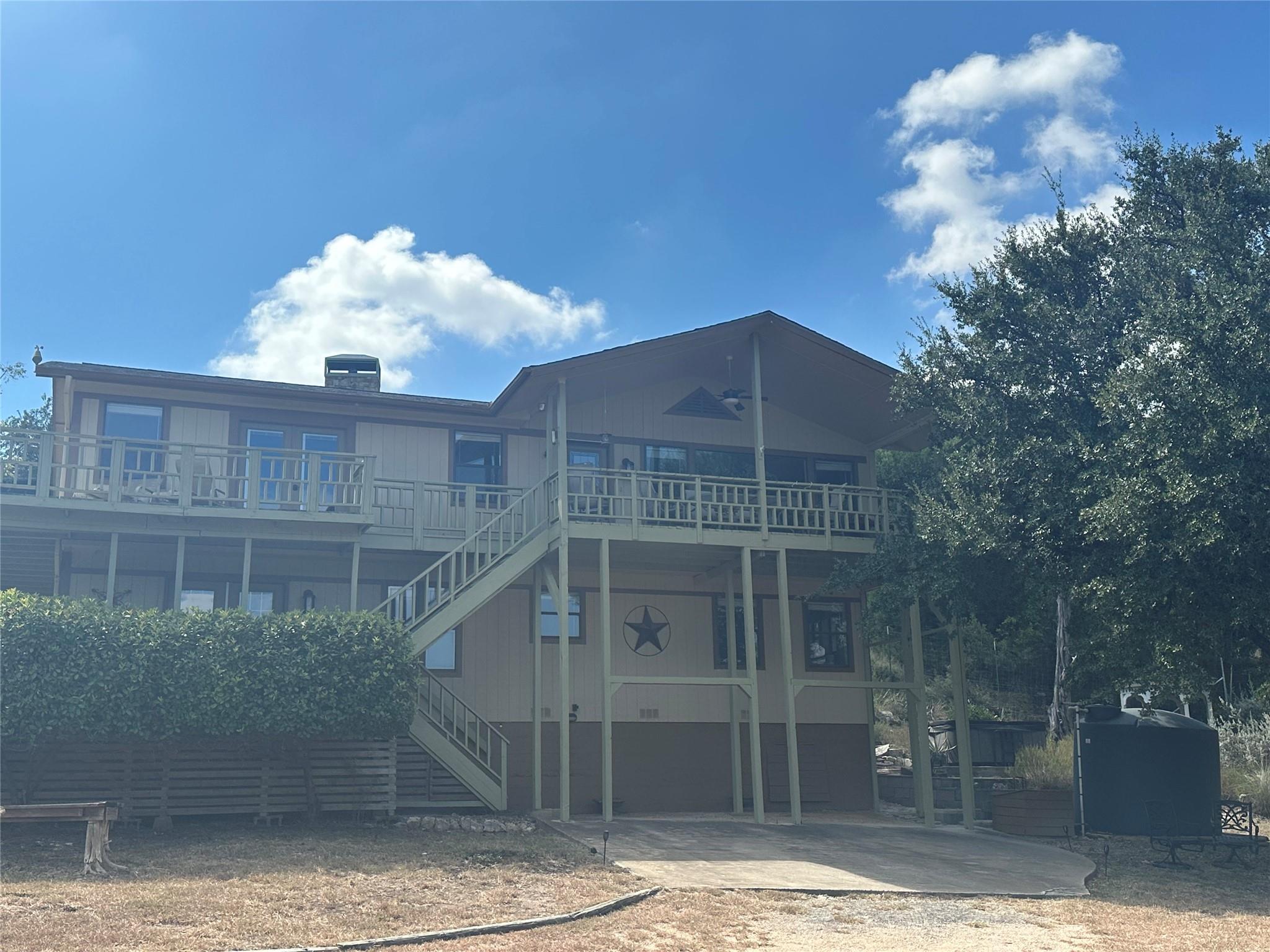 20815 Colorado Dr W, Spicewood, TX 78669