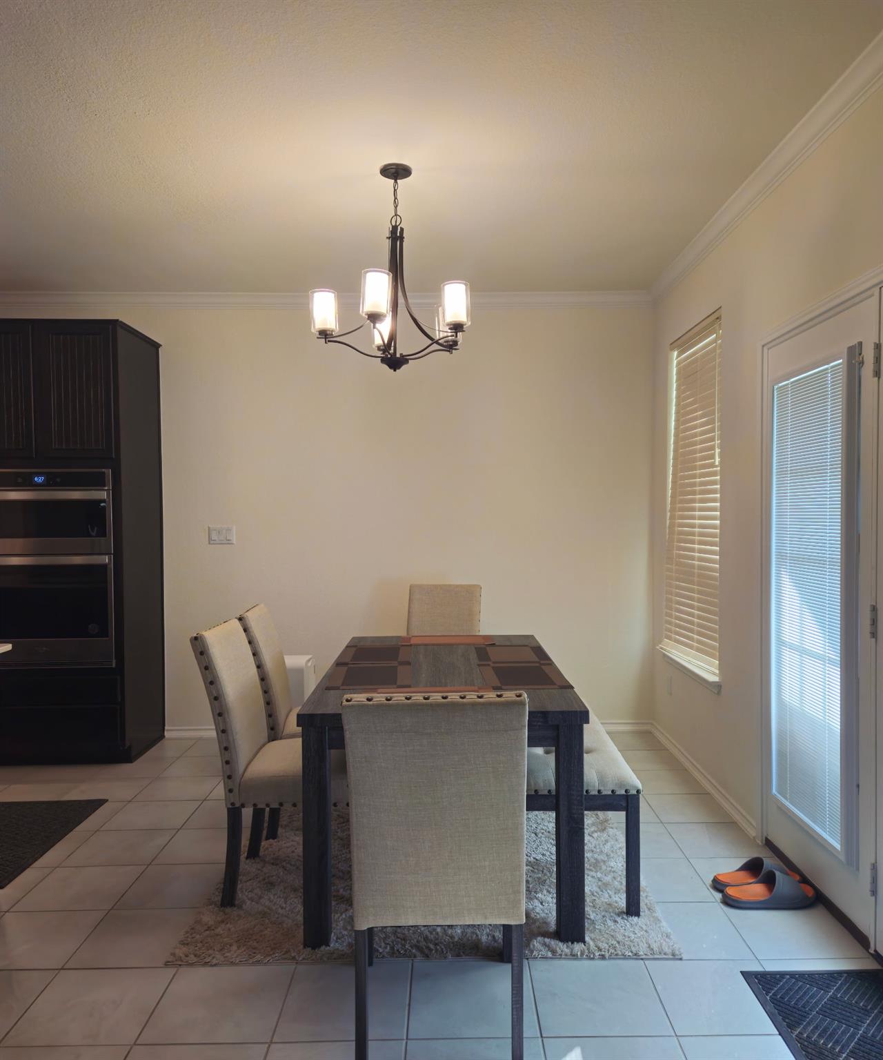 1131 Aronia Ln, Georgetown, TX 78626