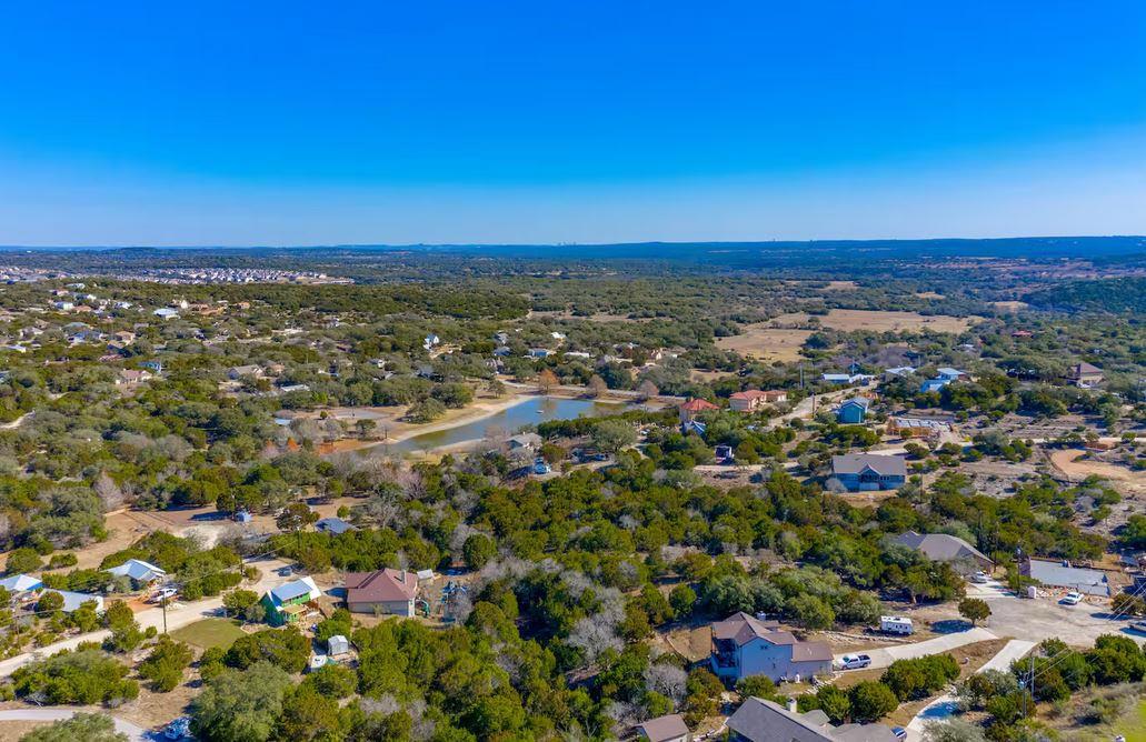 10624 Lake Park Dr, Dripping Springs, TX 78620