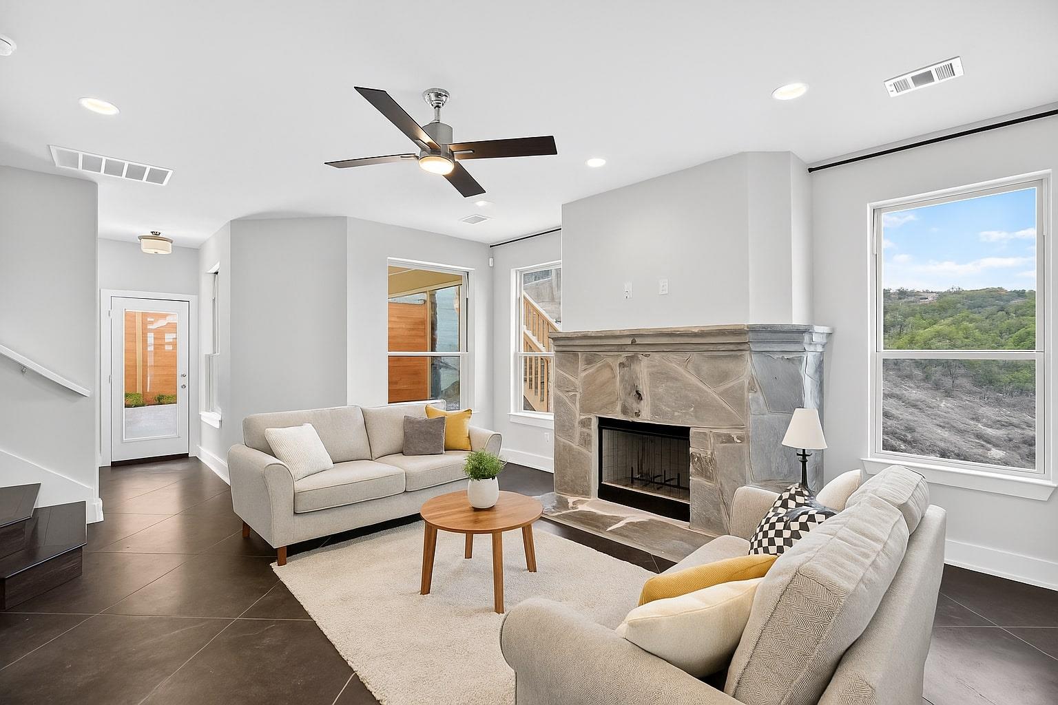 10624 Lake Park Dr, Dripping Springs, TX 78620