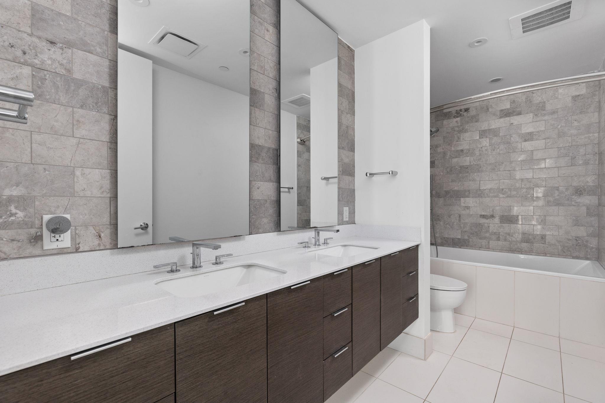 301 West Ave # 3004, Austin, TX 78701